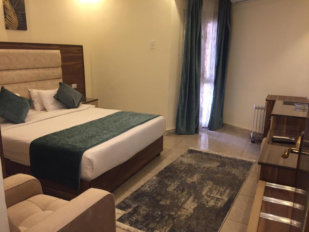 Junior Suite Sea Side View (Egyptians & Resident Foreigners only )