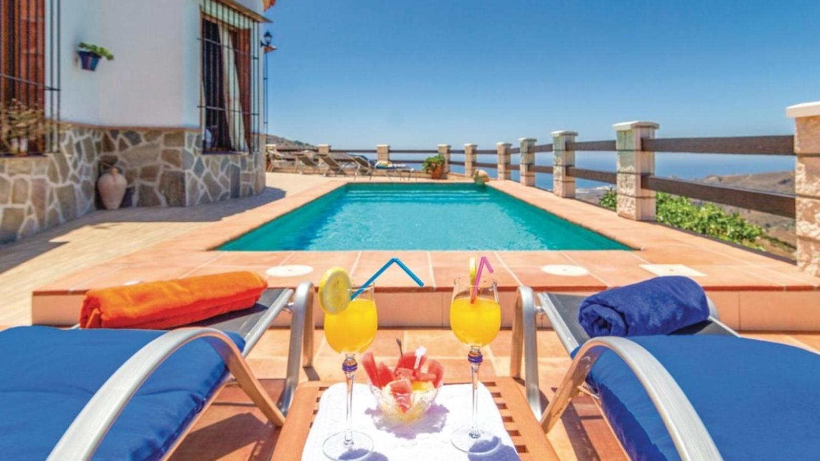 Villa de Tres Habitaciones