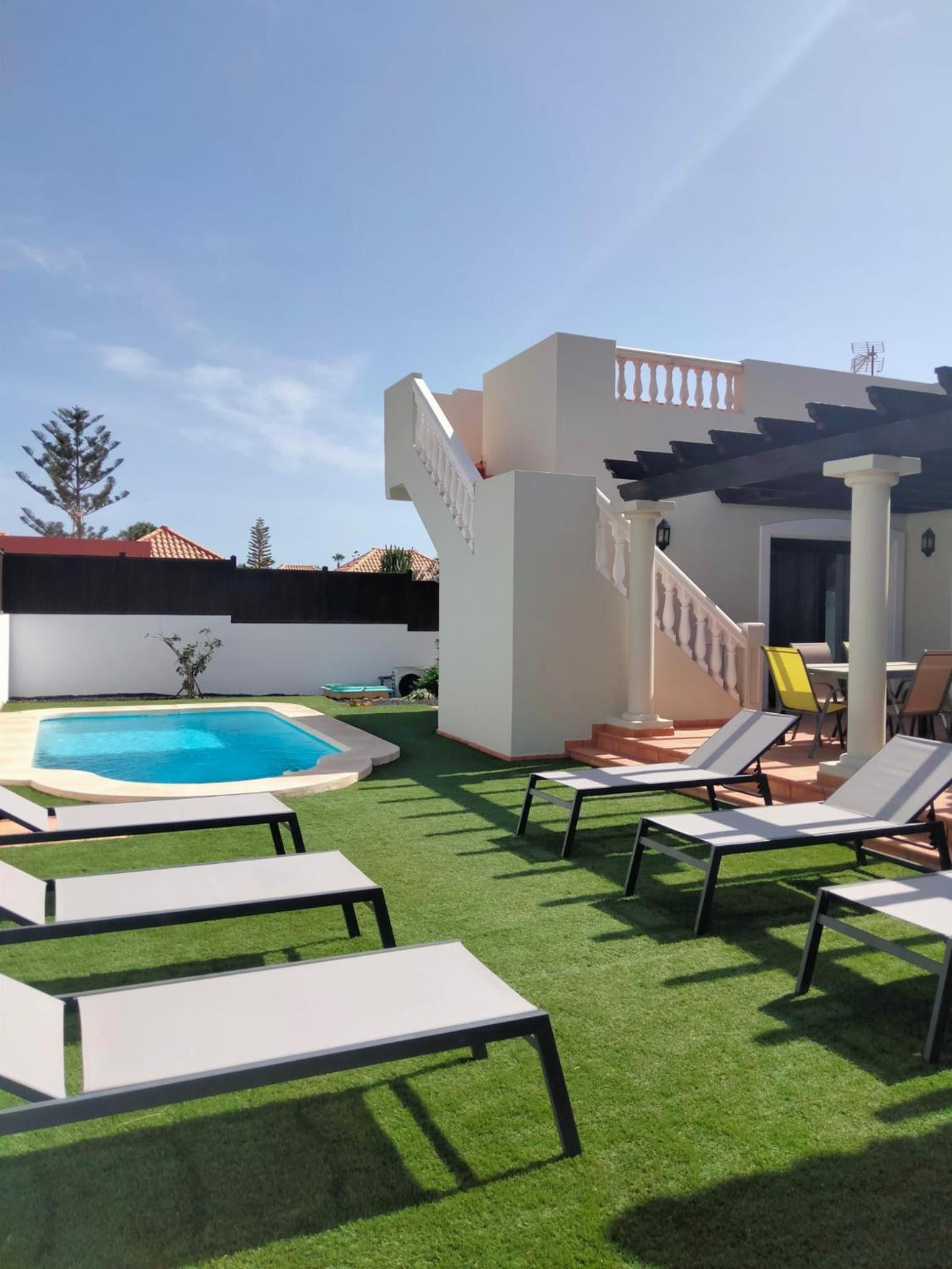 Villa de Tres Habitaciones