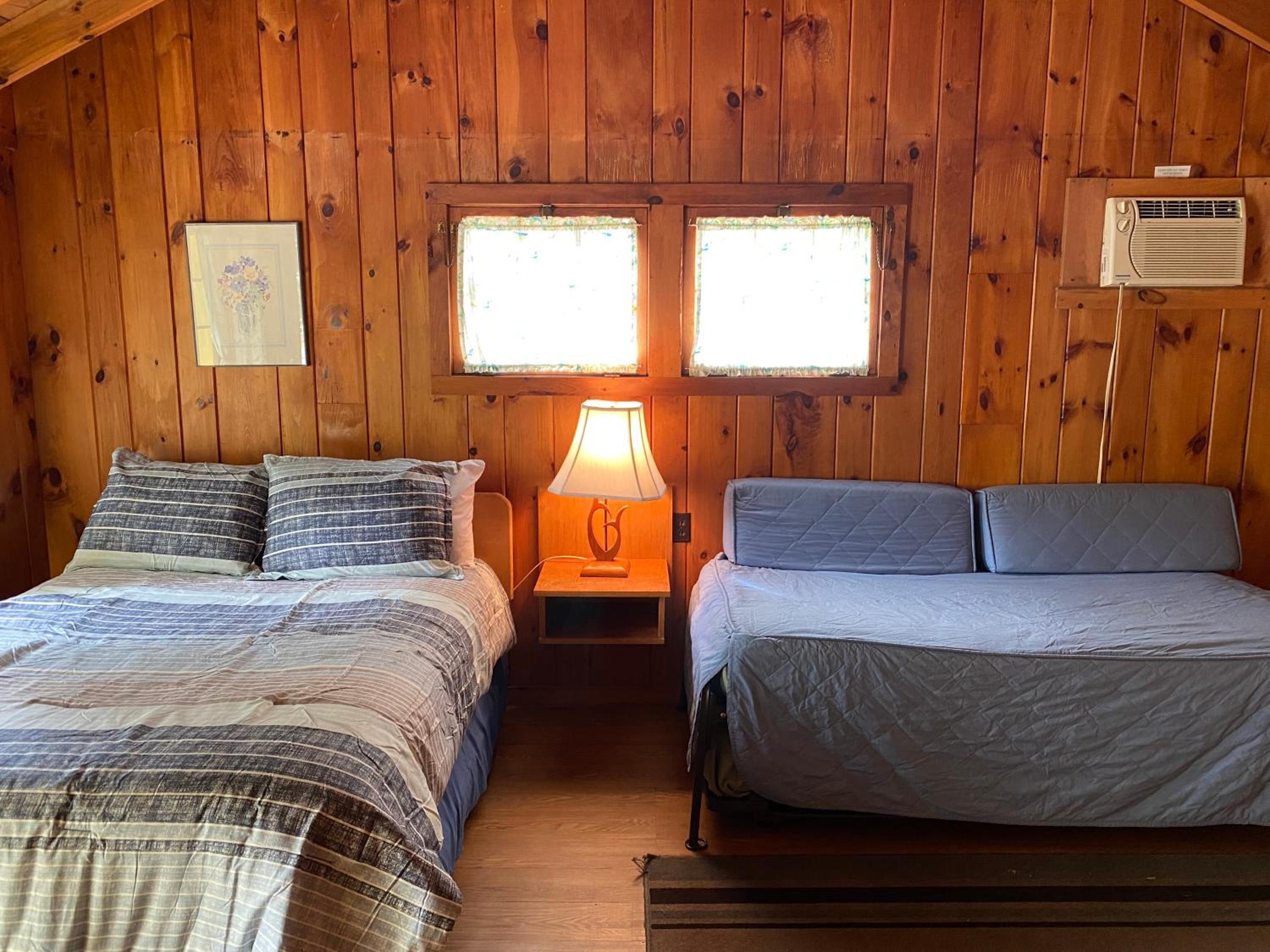 Efficiency Cottage photo 2
