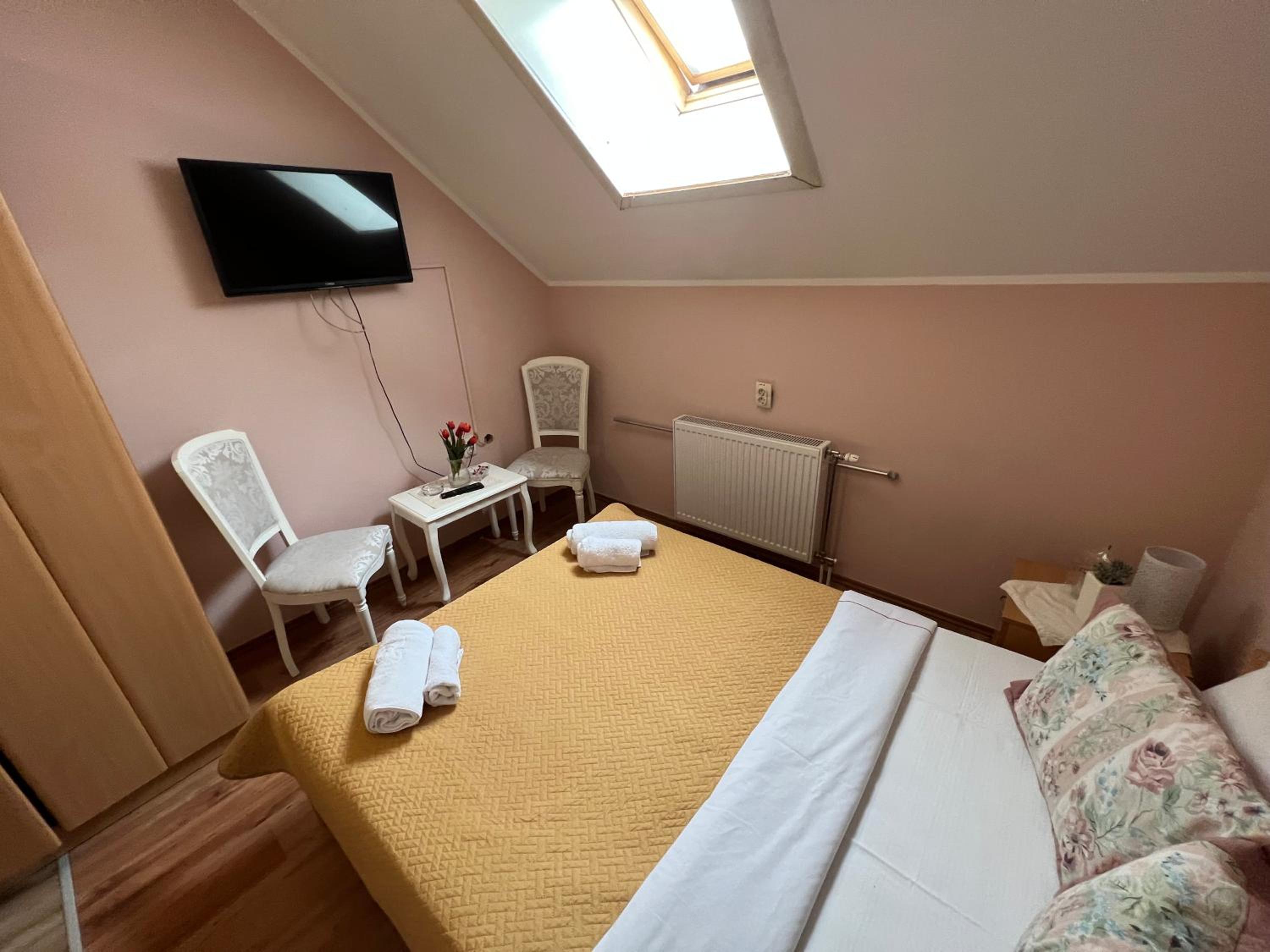 Double Room photo 3