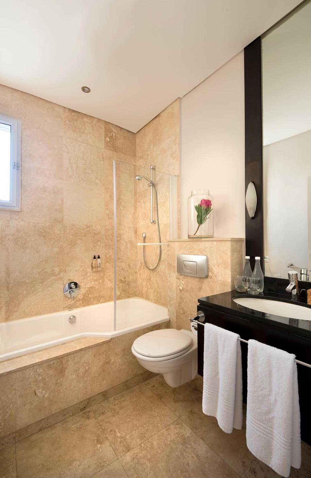 Superior Double or Twin Room - Photo 3