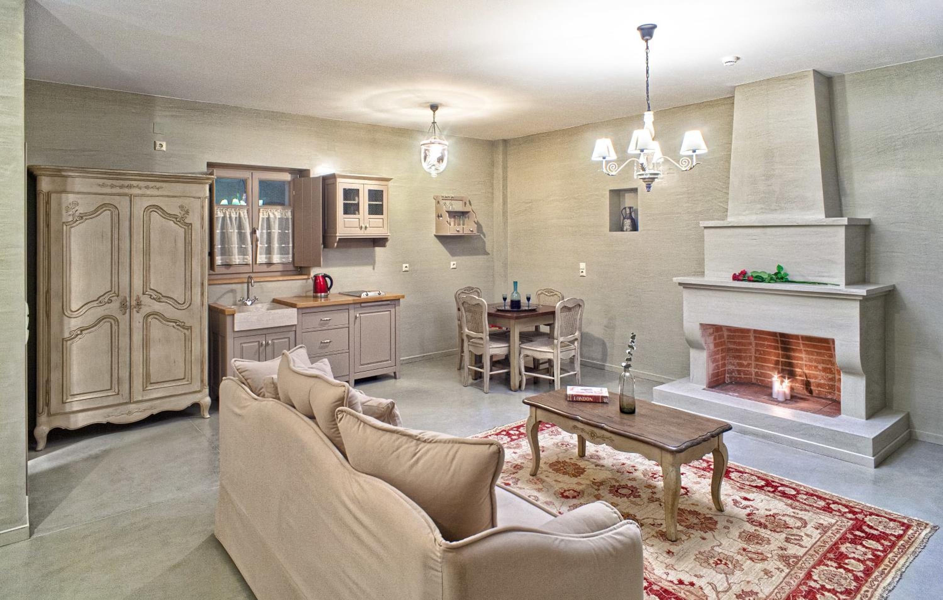 Executive Suite With Hot Tub