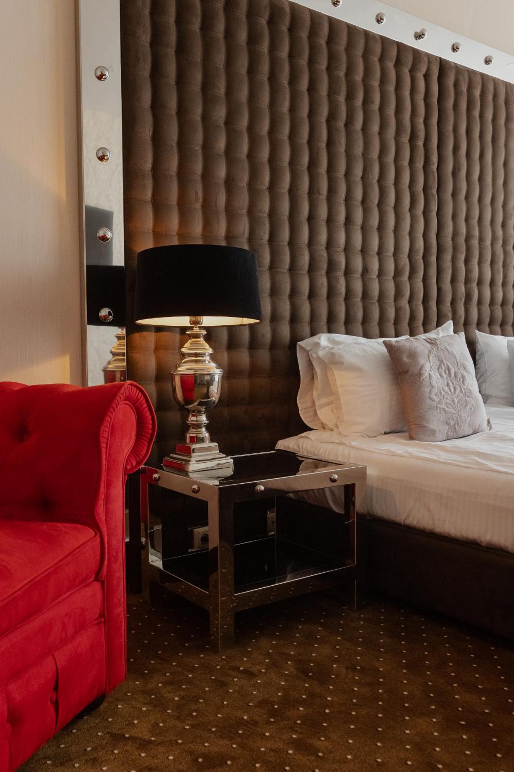 Deluxe Double or Twin Room with Sea View photo 3