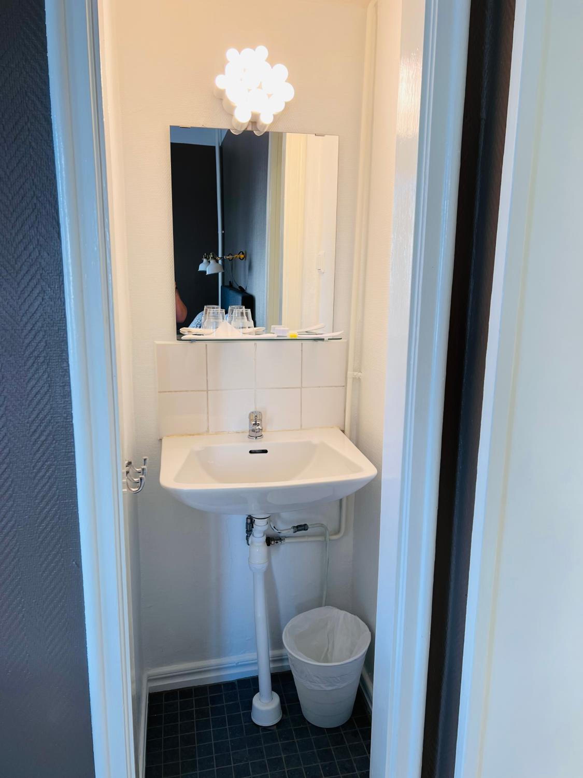 Superior Double Room - Photo 2