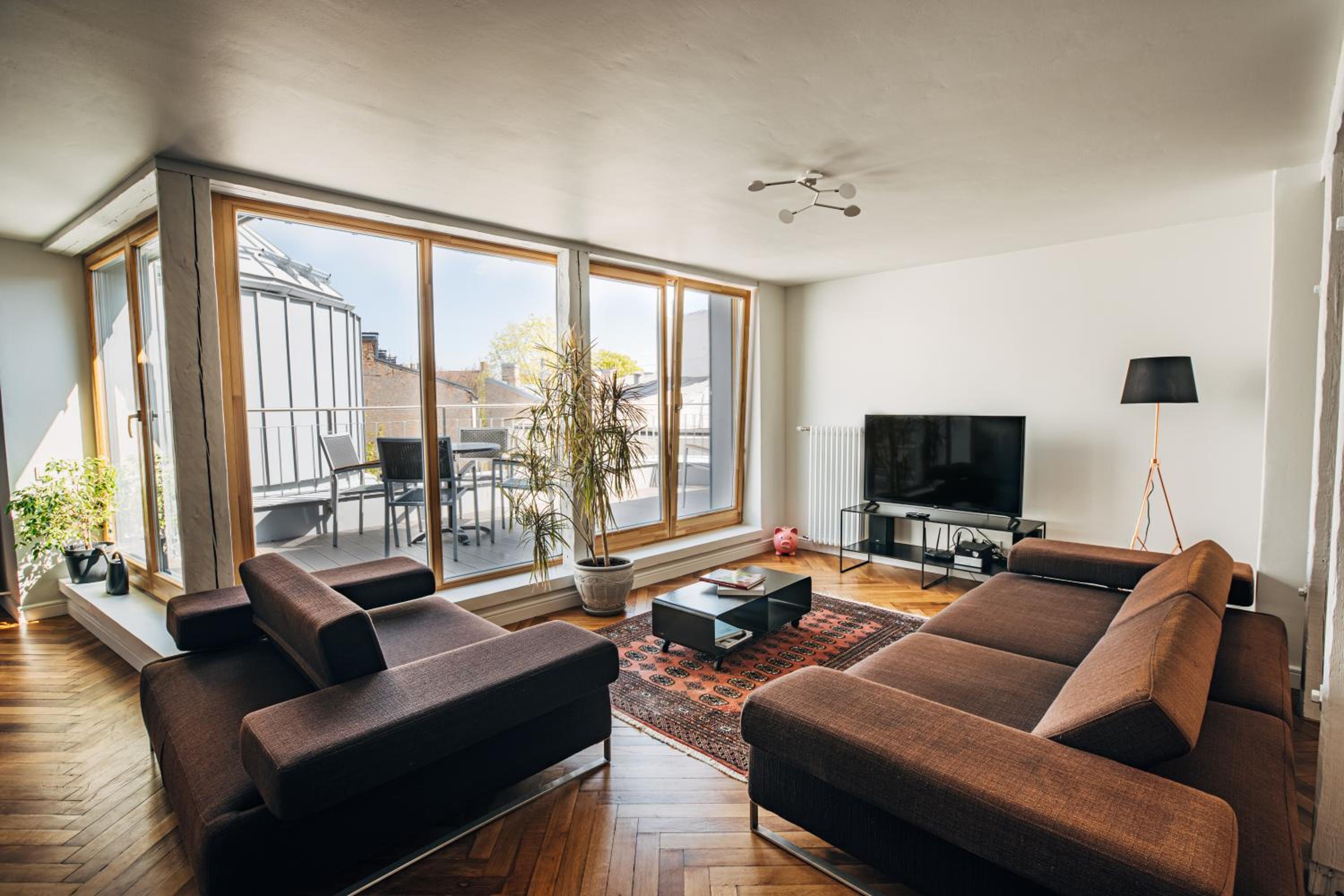 Apartment with Balcony