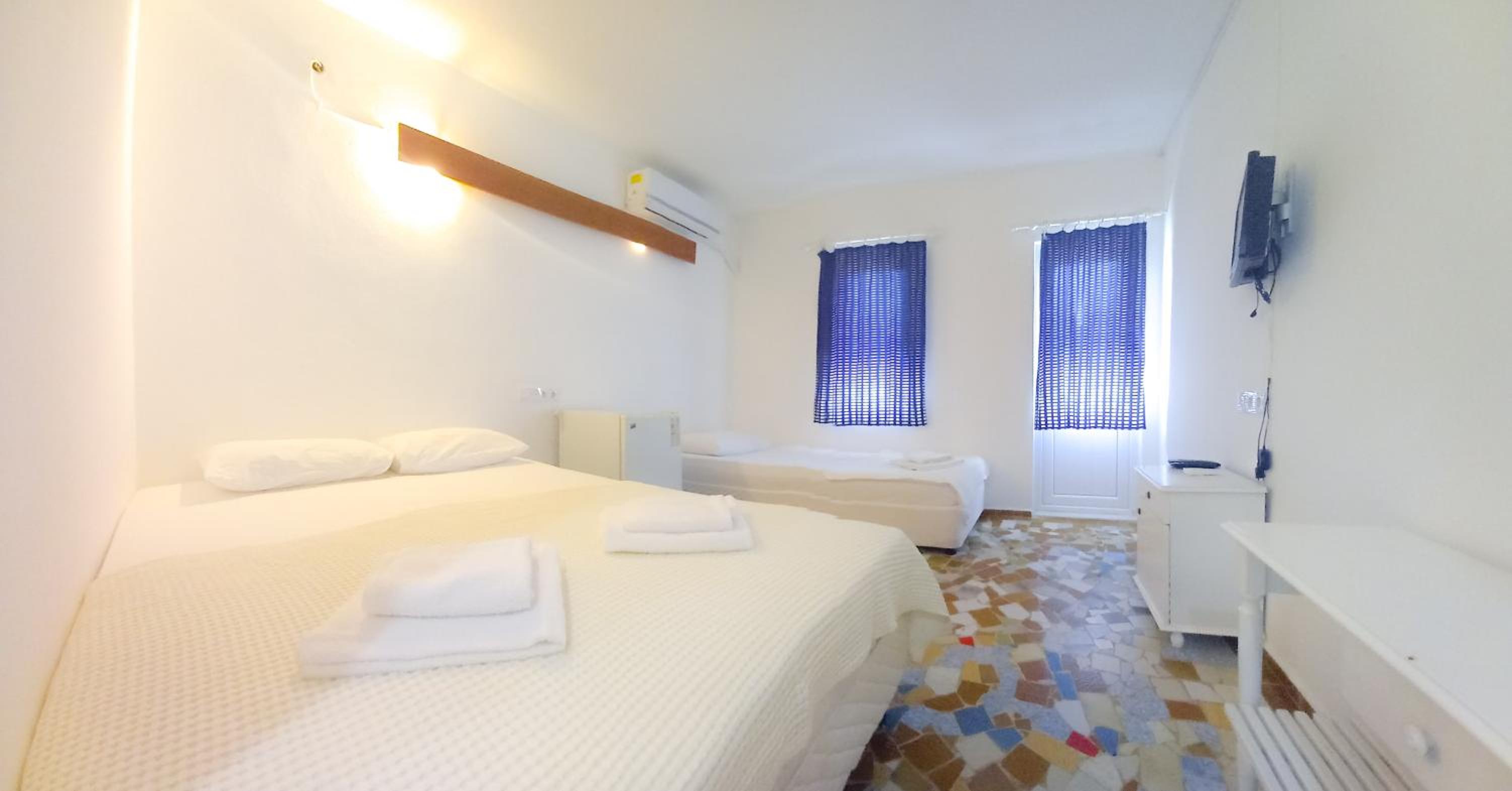 Triple Room with Balcony photo 1