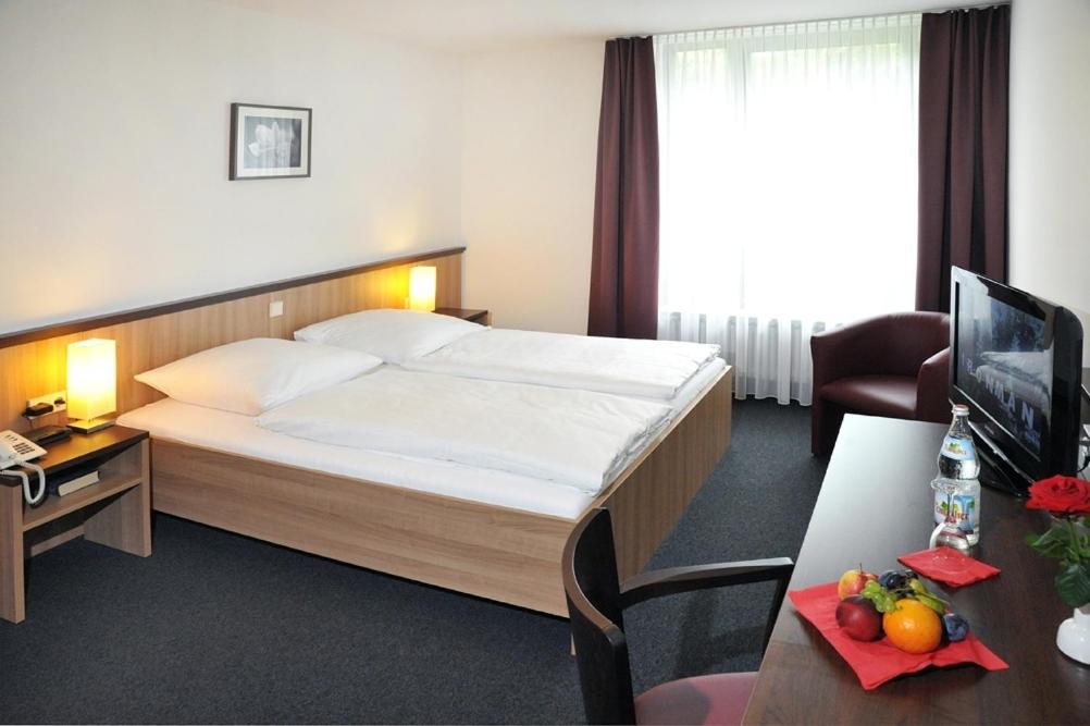 Double Room - Photo 6