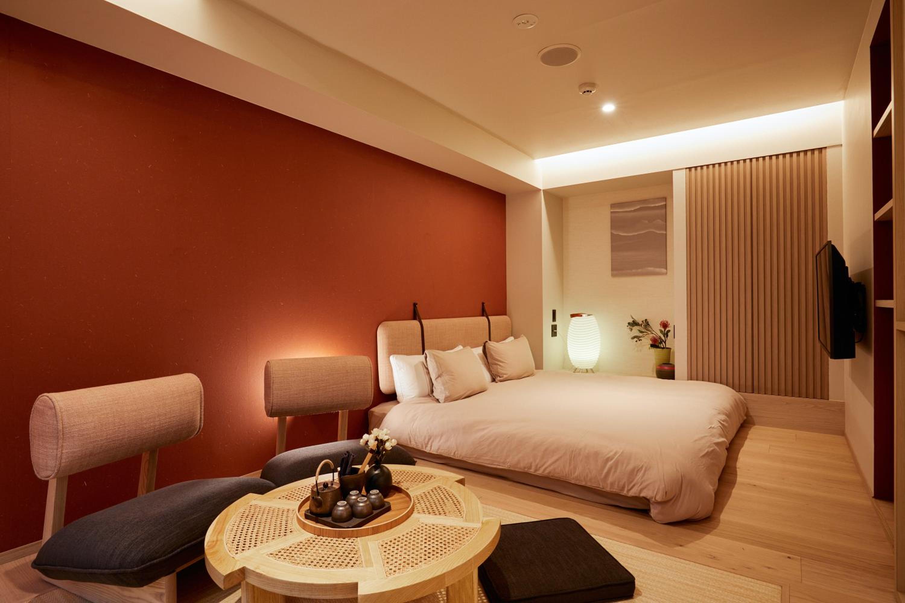 Apartment 401 photo 3