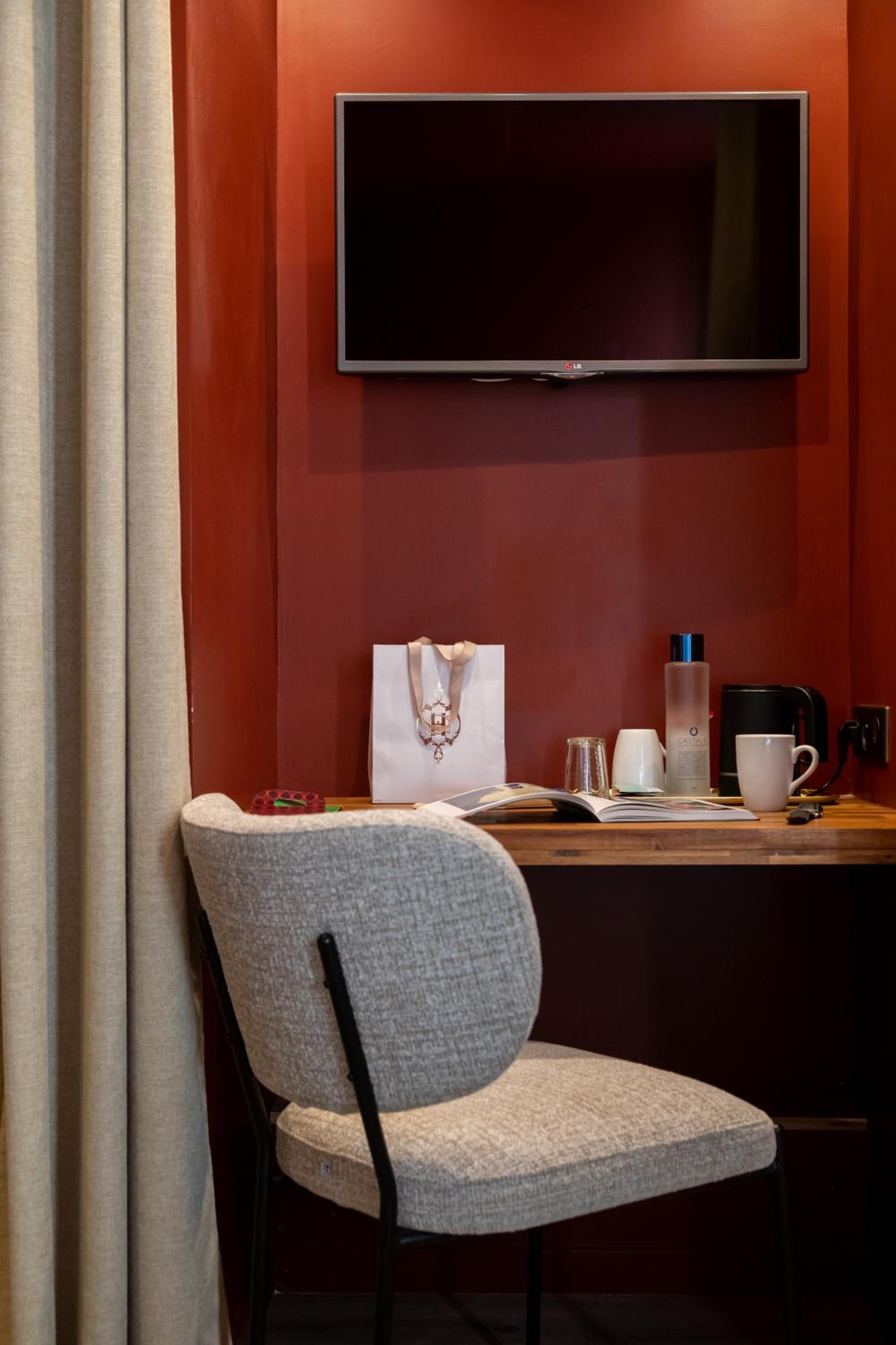 Comfort Double Room thumbnail 5