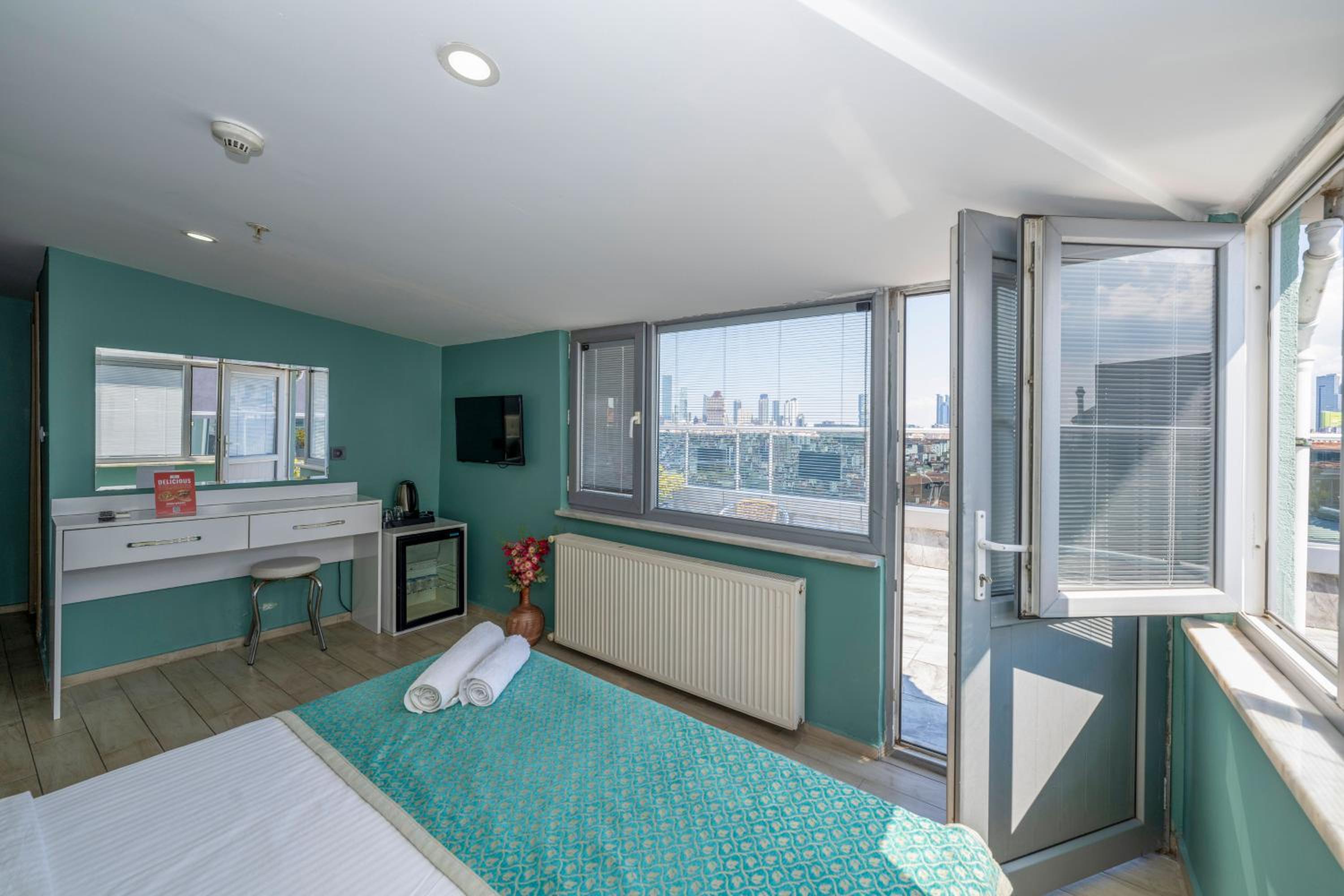 Double Room with Terrace photo 3