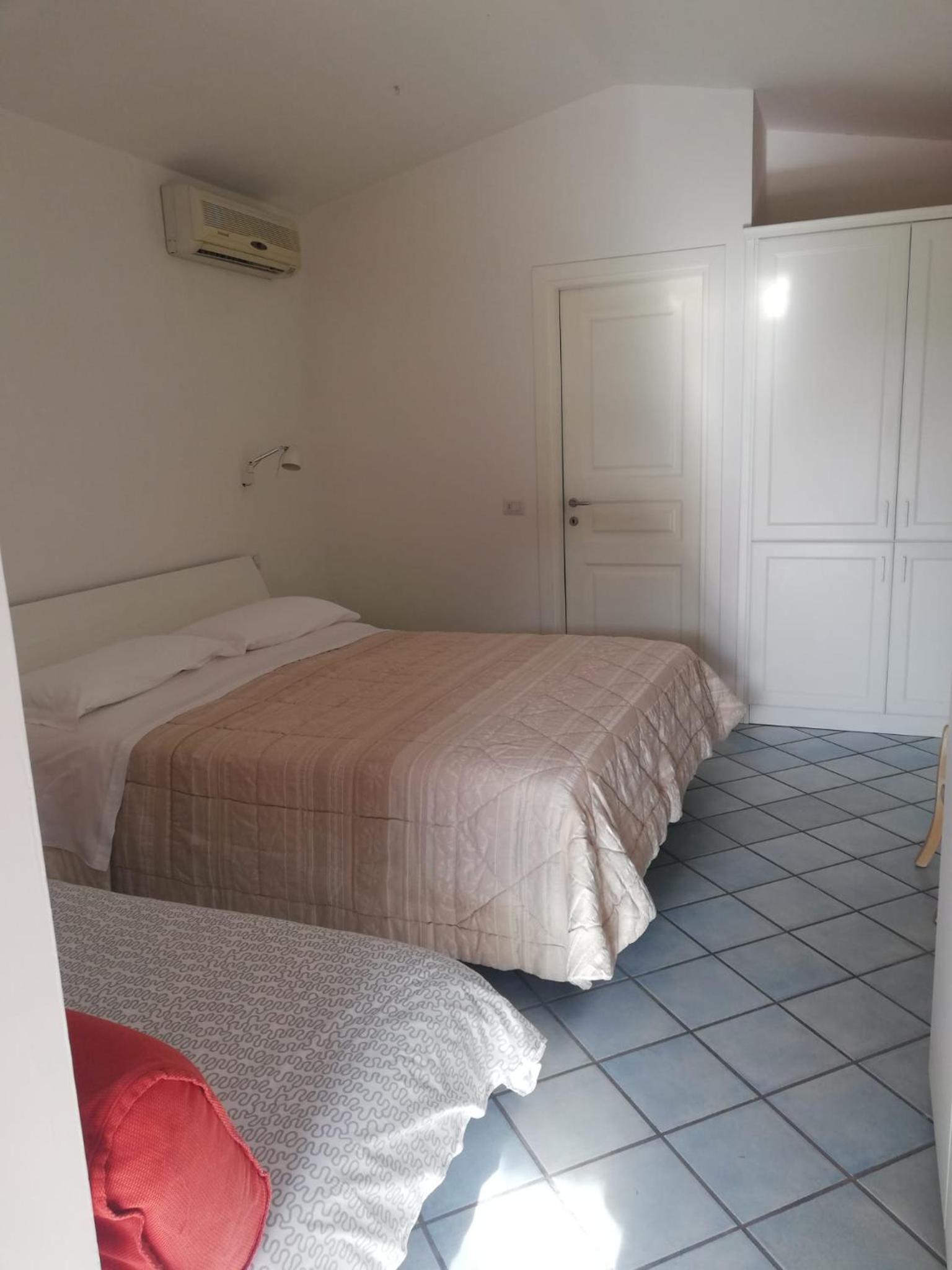 Triple Studio Apartment photo 3