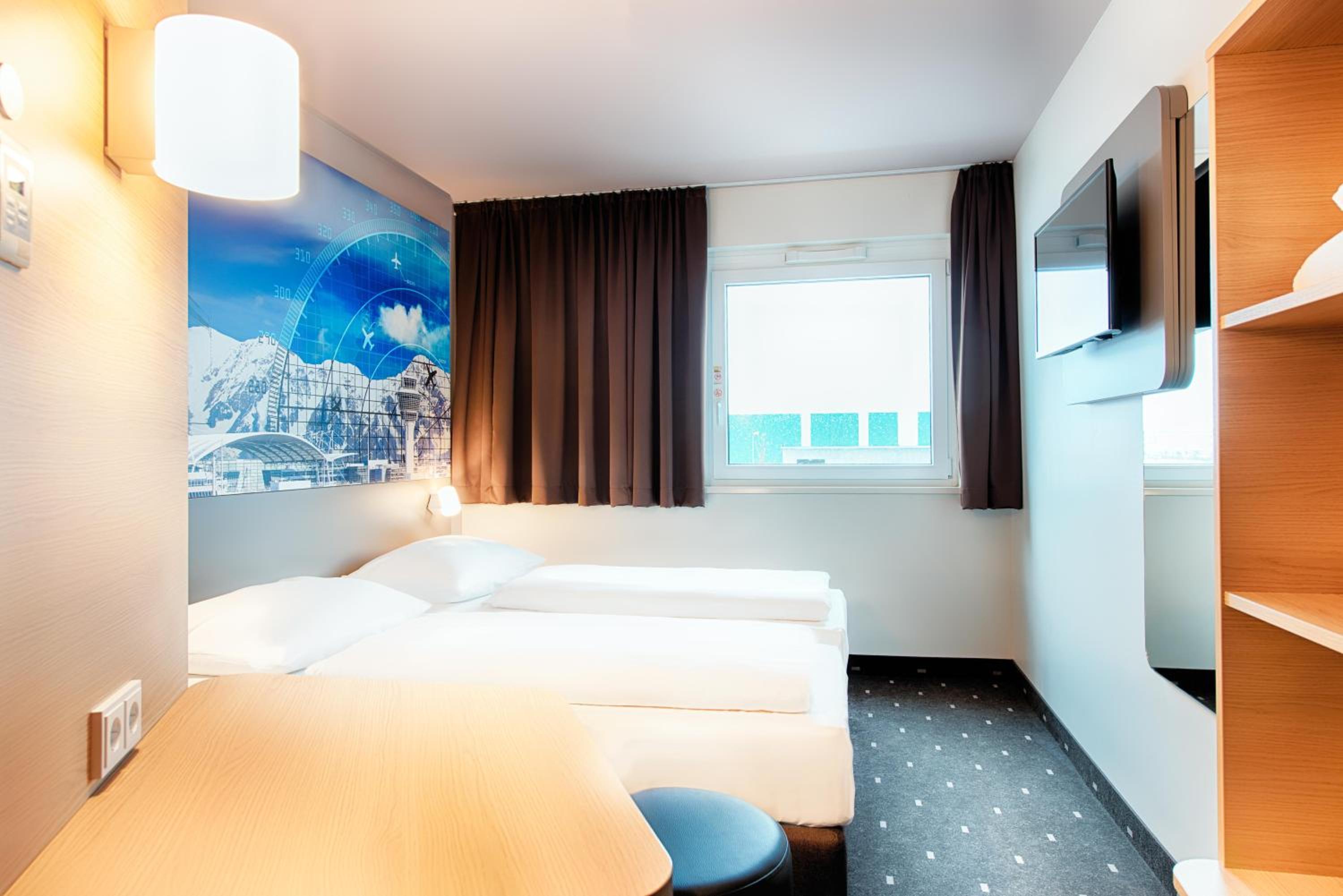 Twin Room - Photo 1