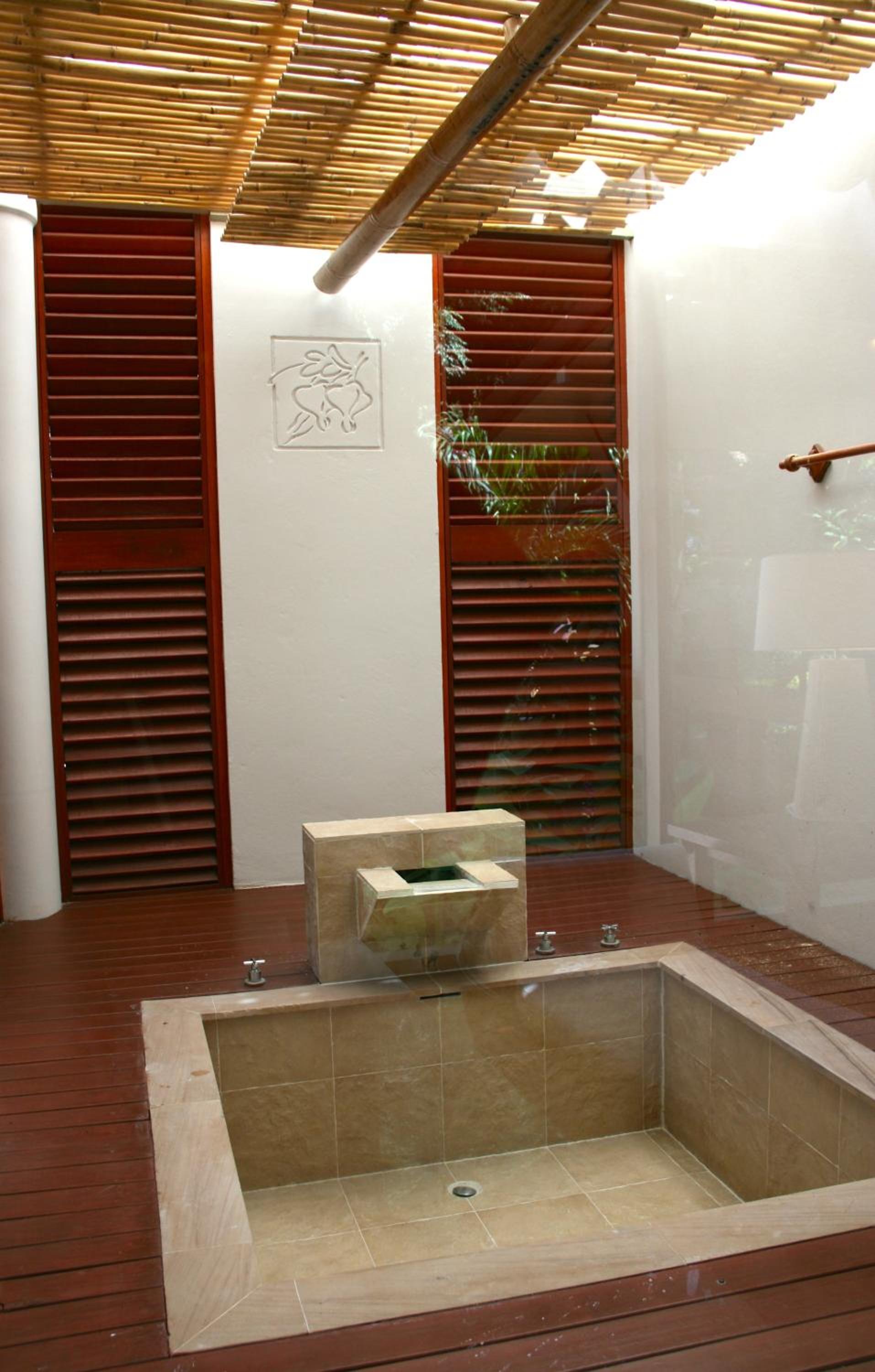 Suite - Photo 2