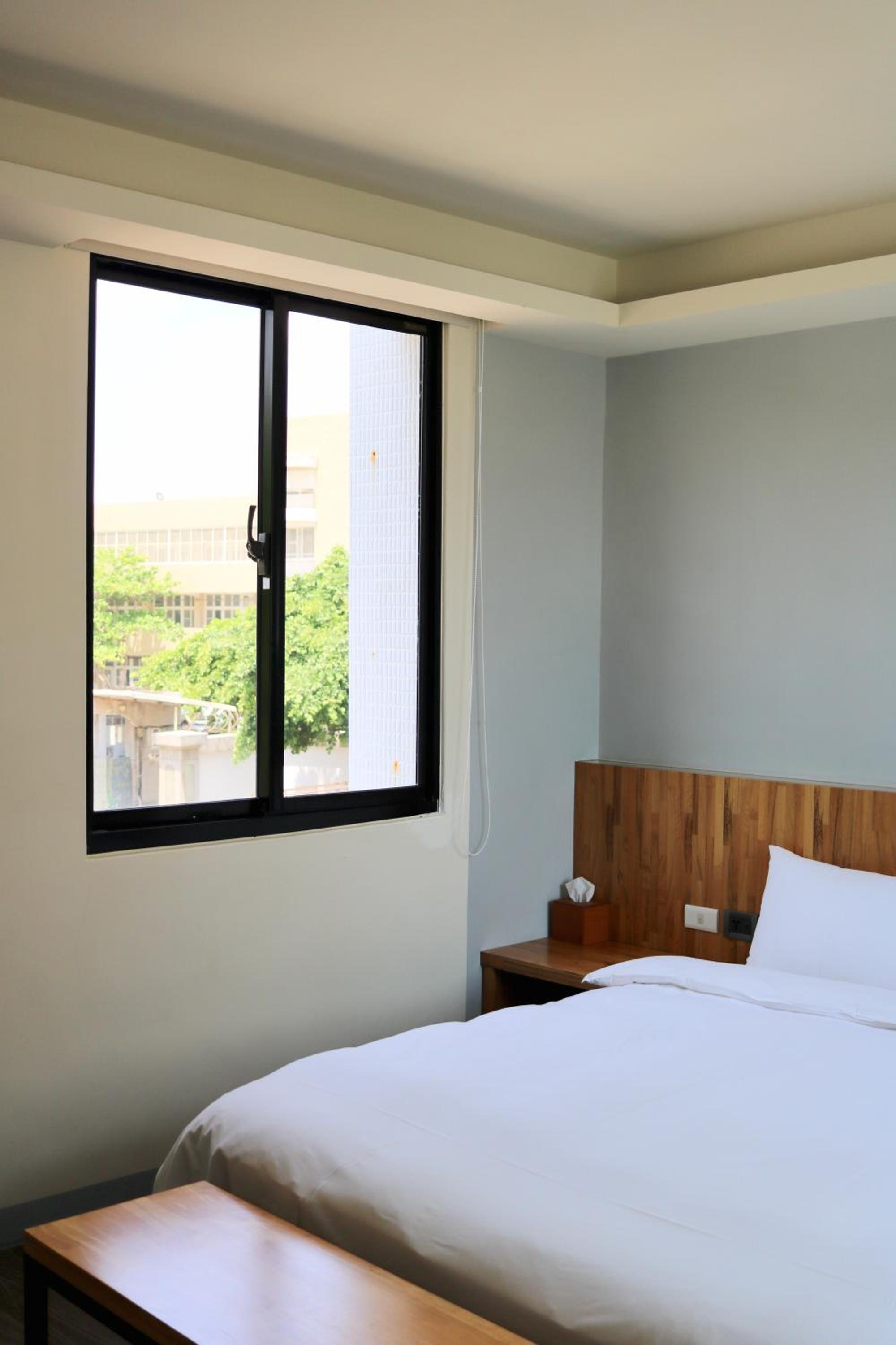 Standard Double Room photo 3