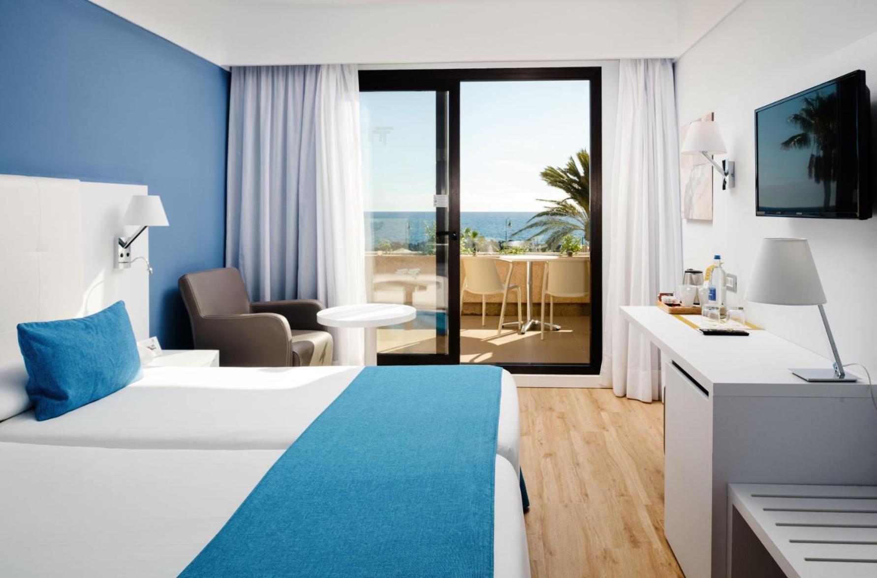 Double or Twin Room with Sea View (2 adults)
