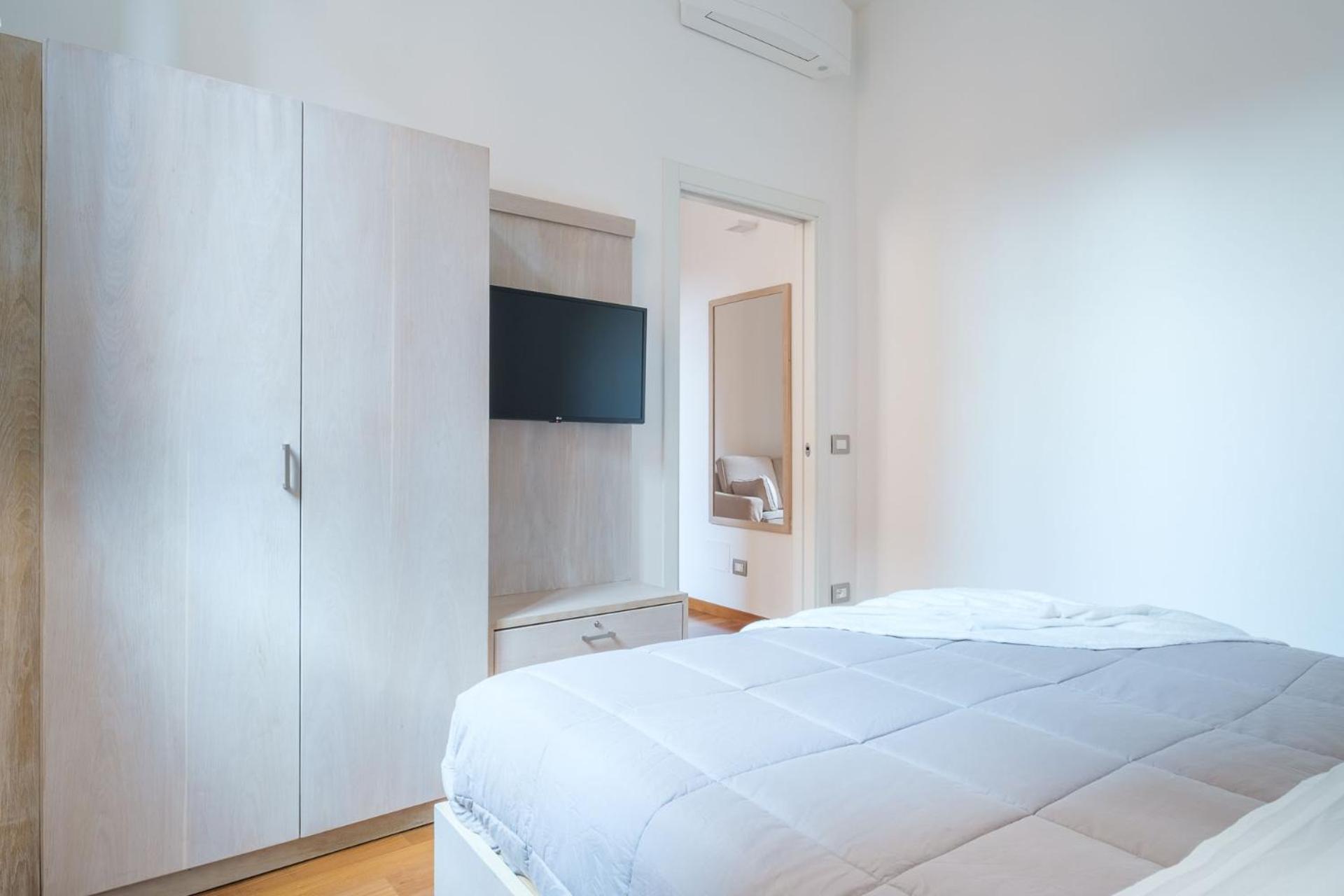 Deluxe Suite - Photo 21