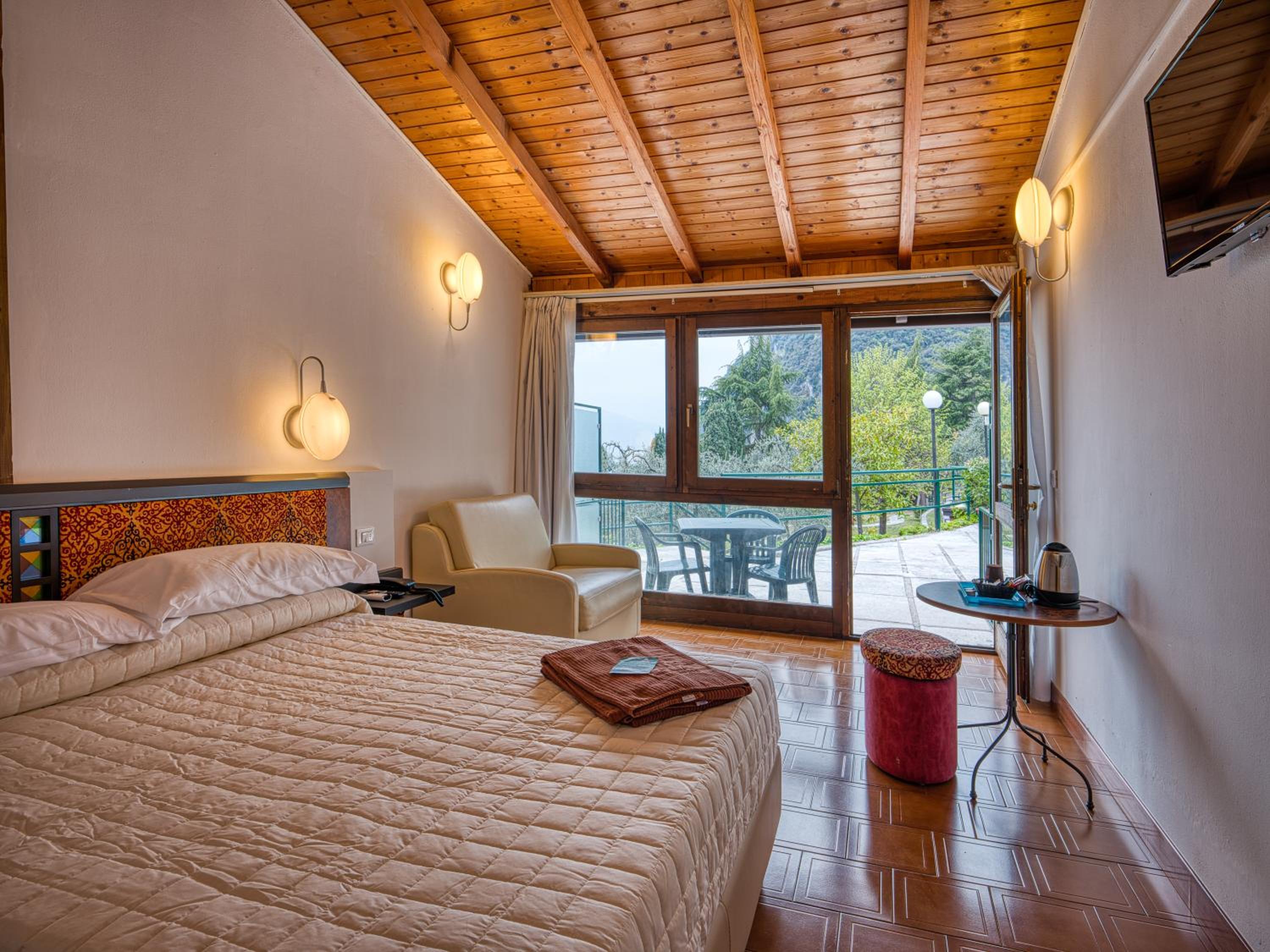 Double or Twin Room - Annex - Photo 10