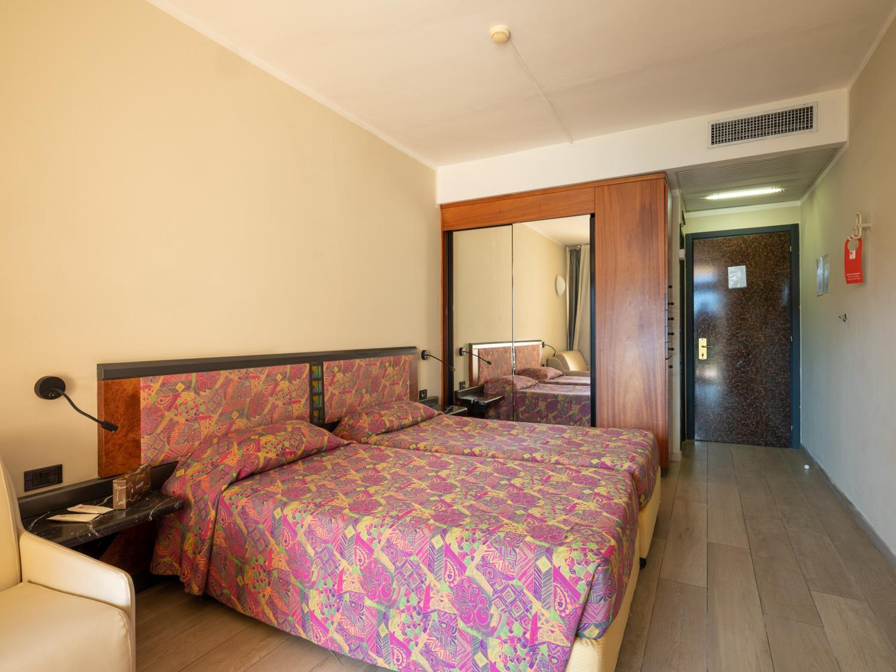 Economy Twin Room