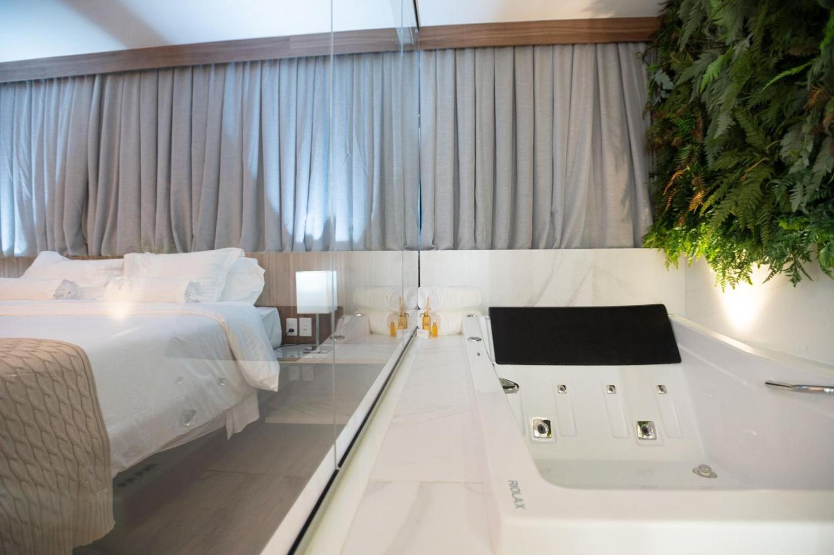 Double Premium Suite with King Bed
