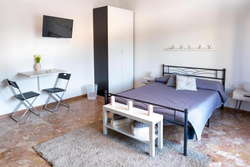Double Room with Extra Bed photo 1