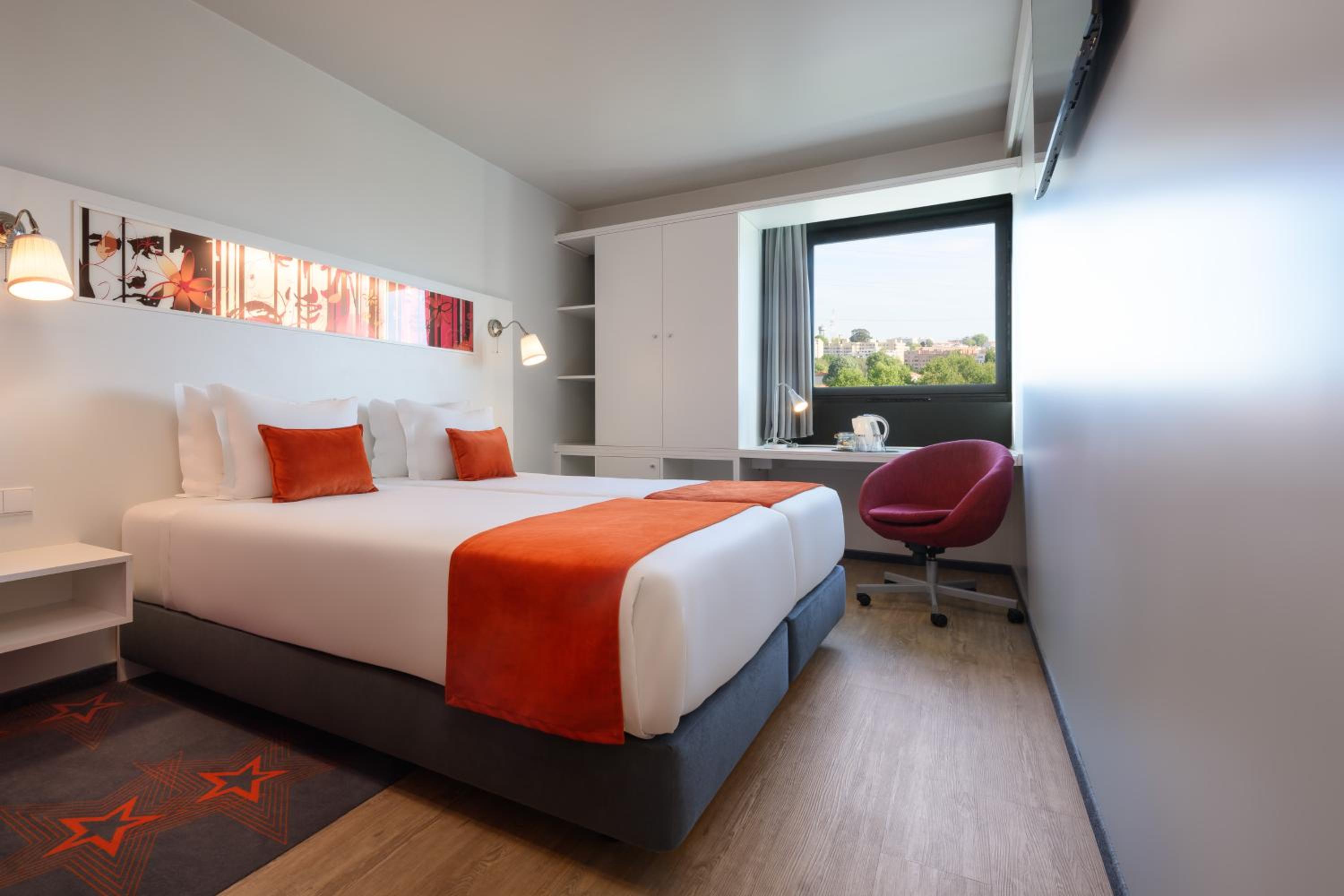 Superior Twin Room - Photo 2