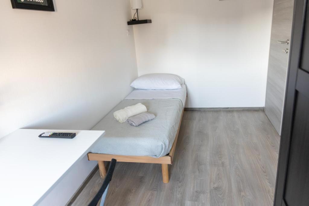 Single Room photo 1