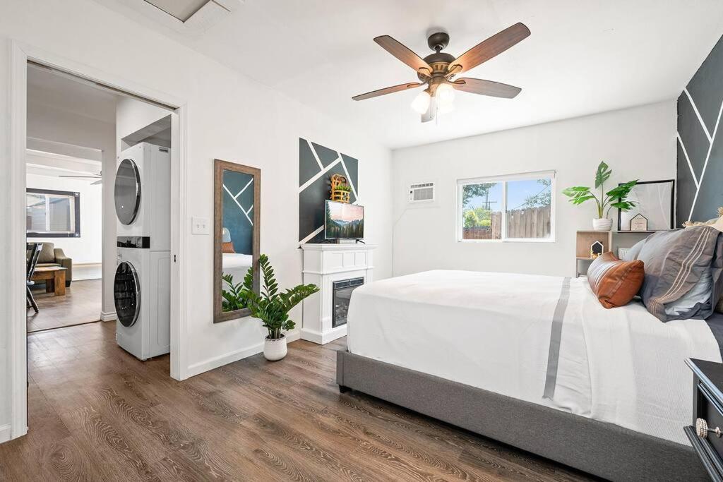 One-Bedroom House photo 1