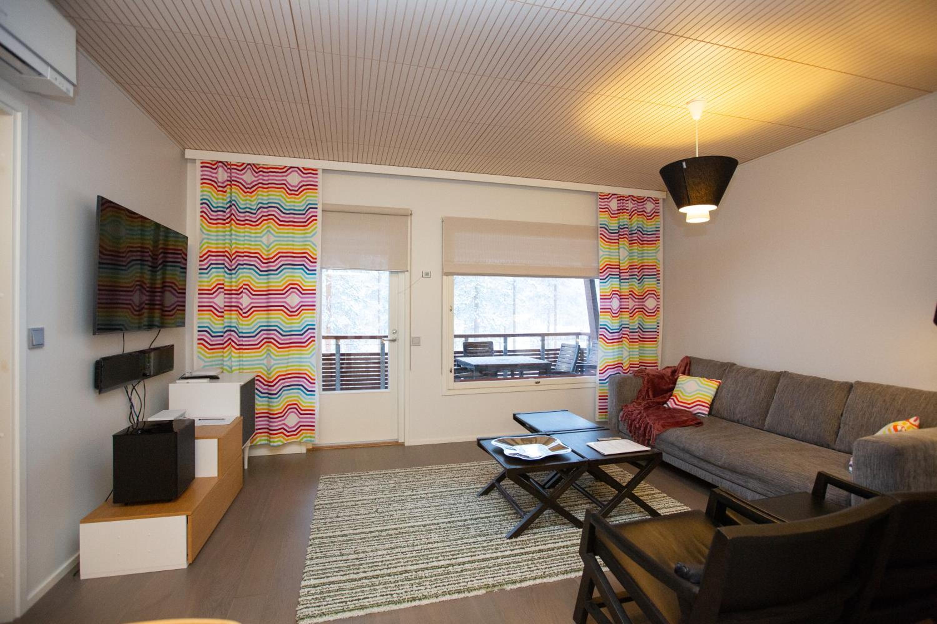 Three-Bedroom Apartment with Sauna - No pets photo 1