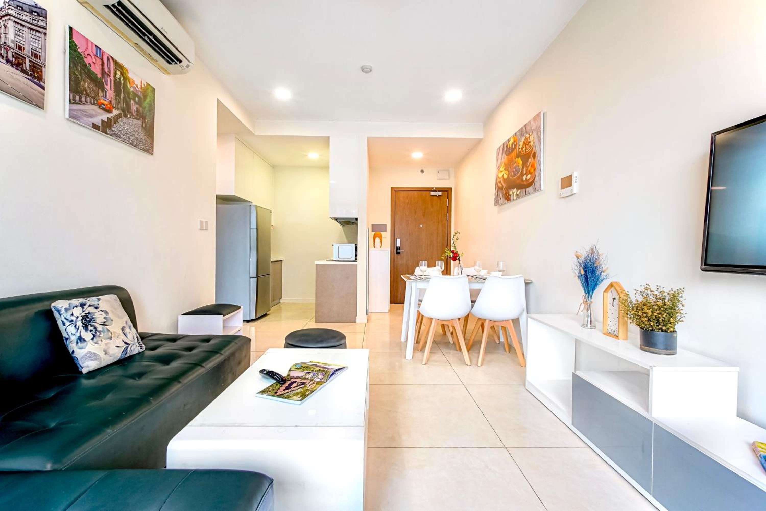 One-Bedroom Apartment