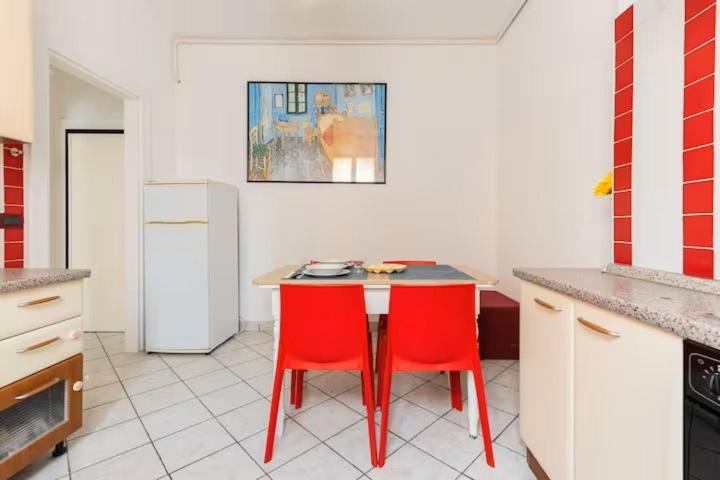 One-Bedroom Apartment photo 3