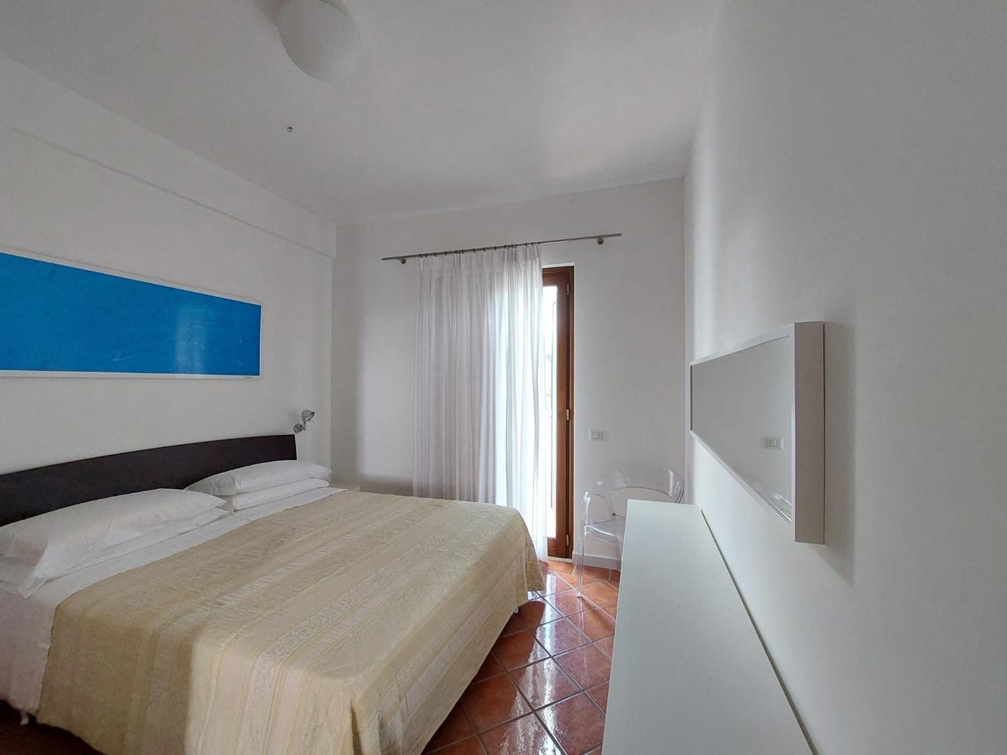Two-Bedroom Apartment with Terrace - Dependence