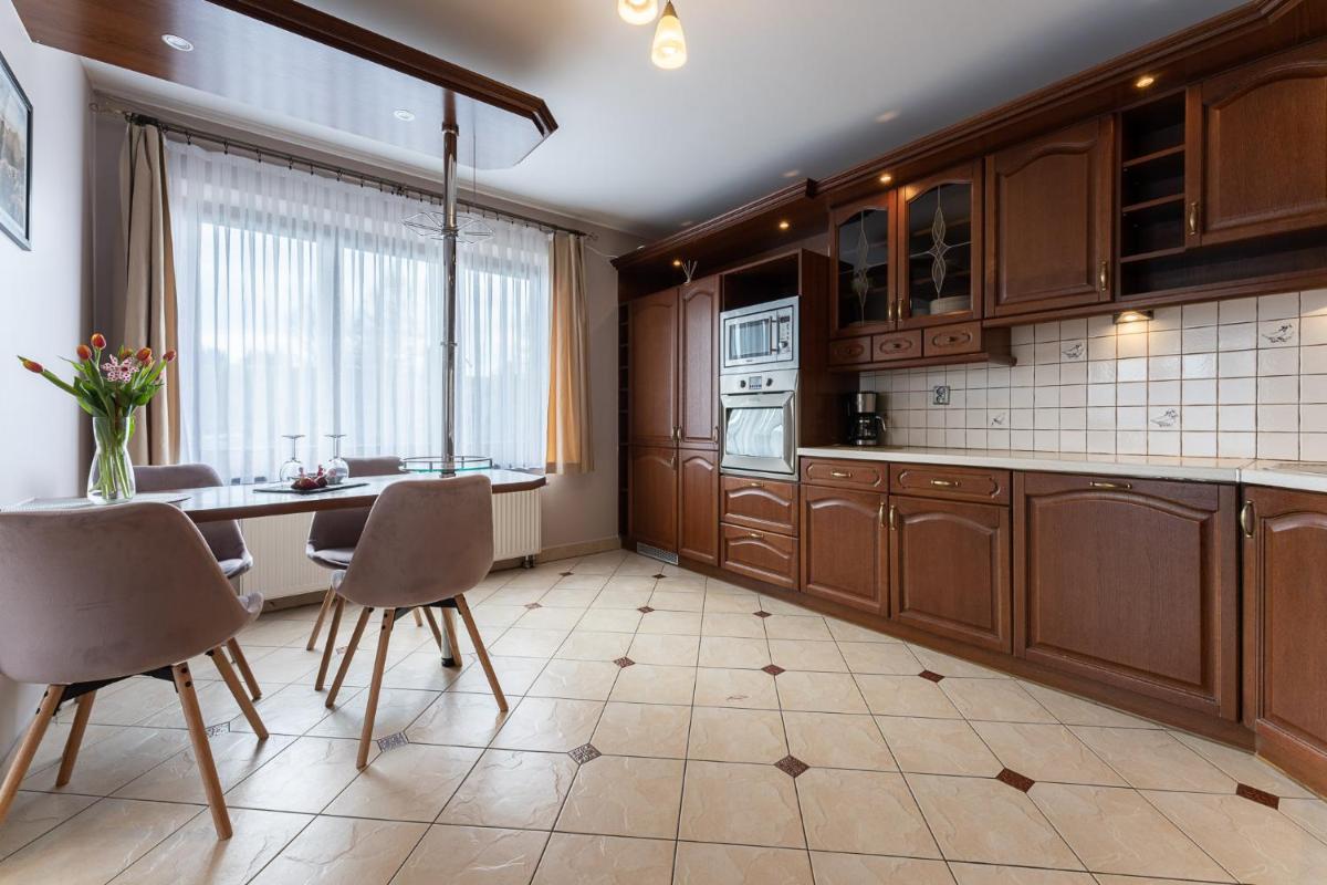 One-Bedroom Apartment - Photo 6