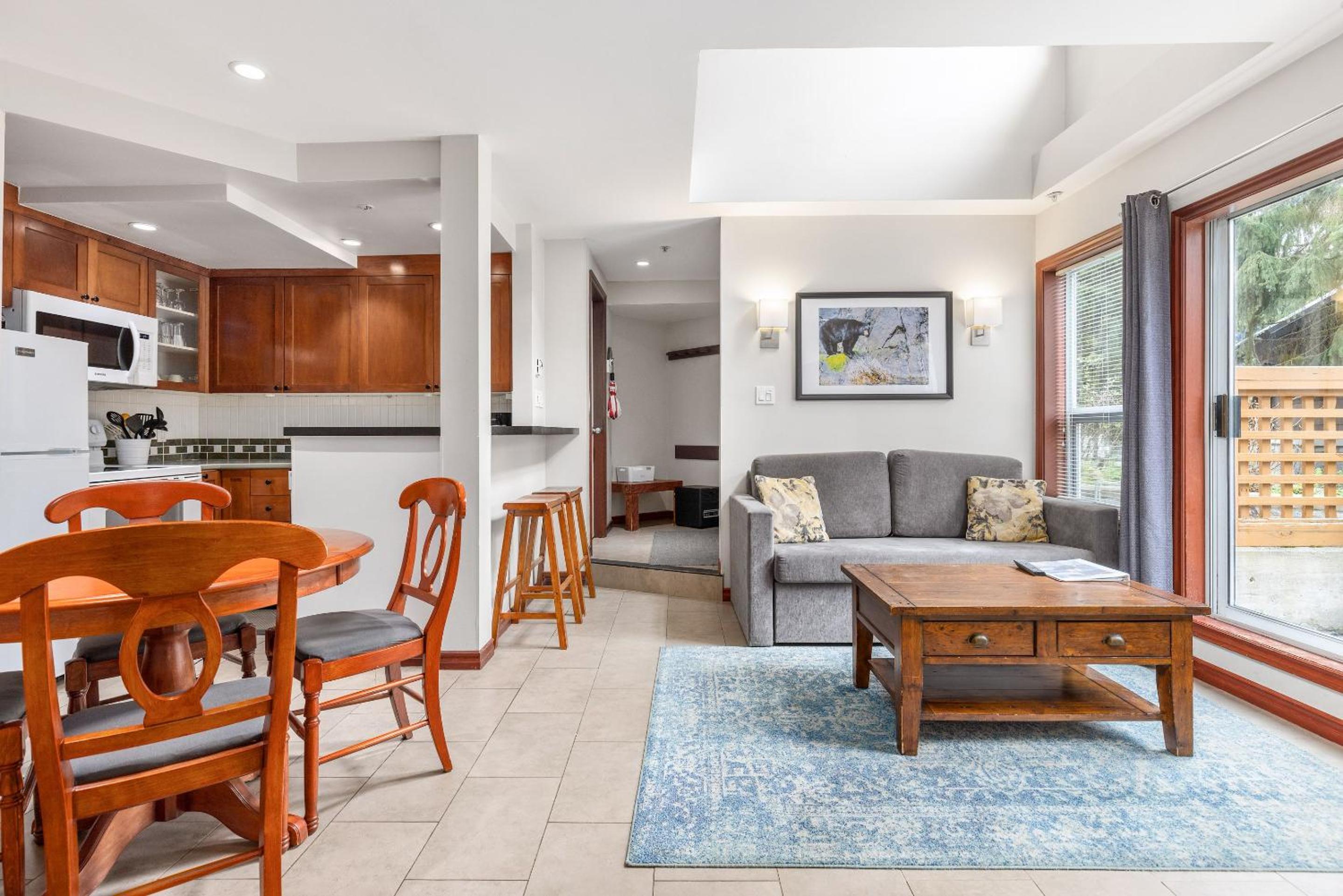 Two bedroom townhome with private hot tub GR 55