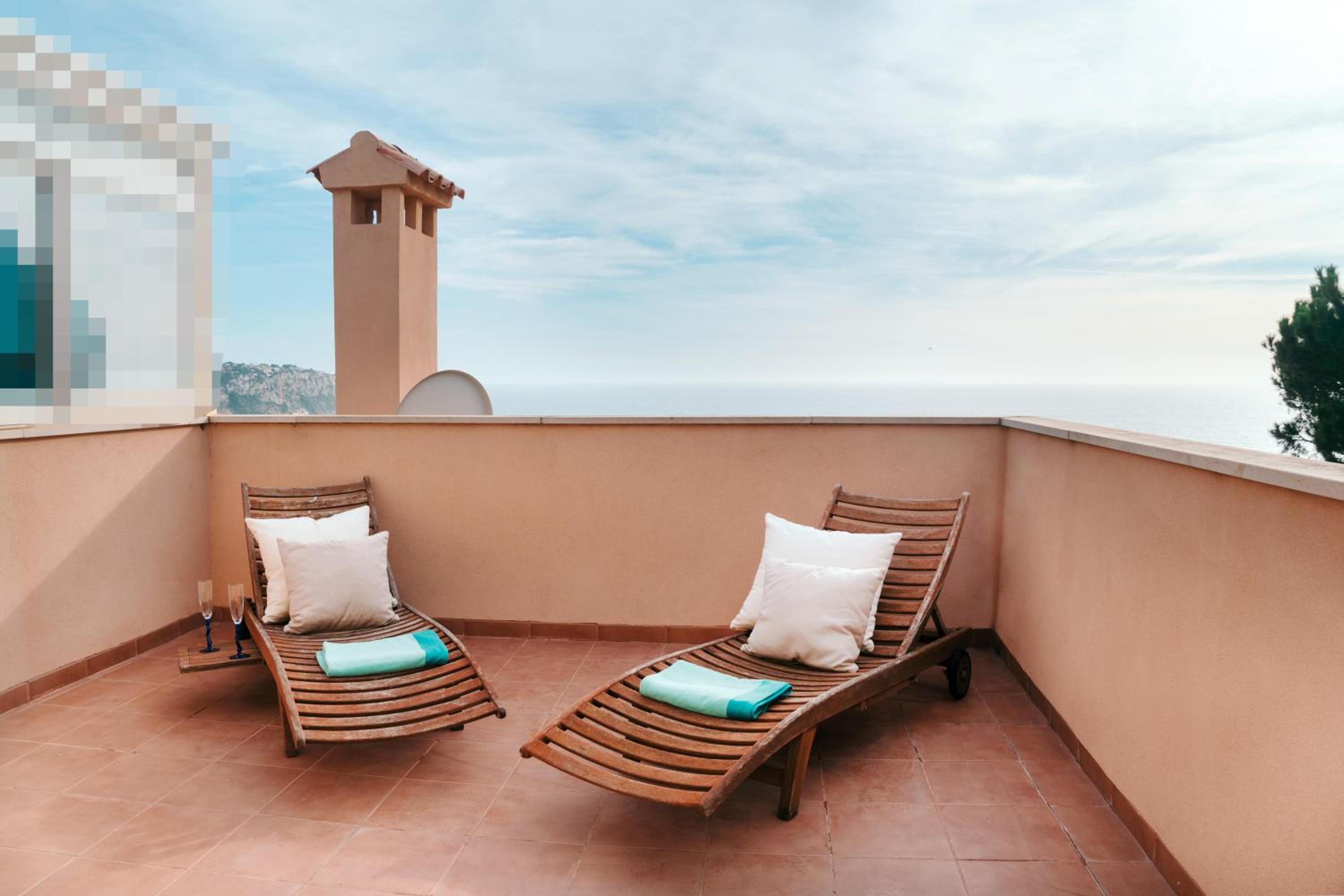 Villa photo 2