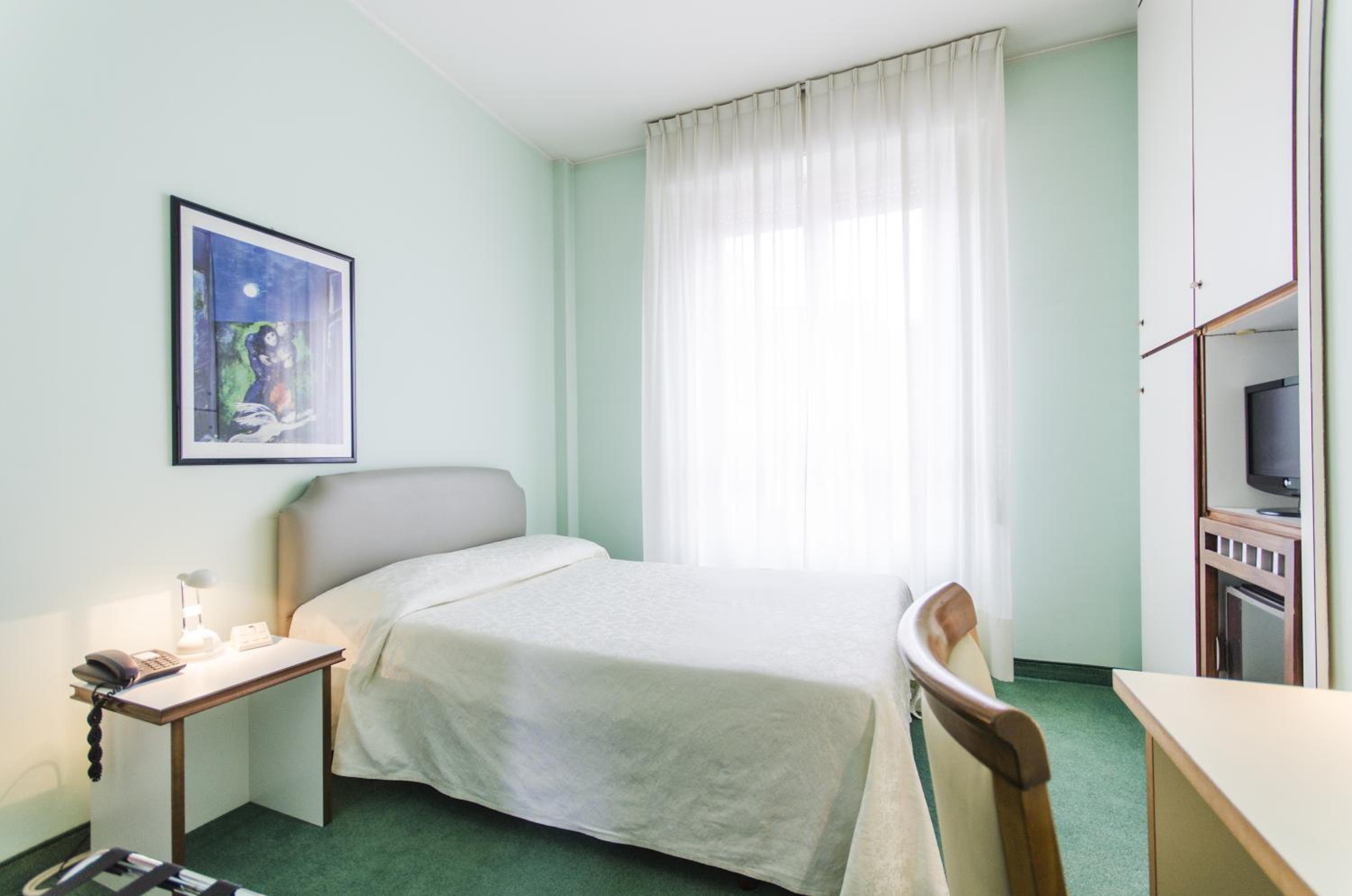 Economy Single Room