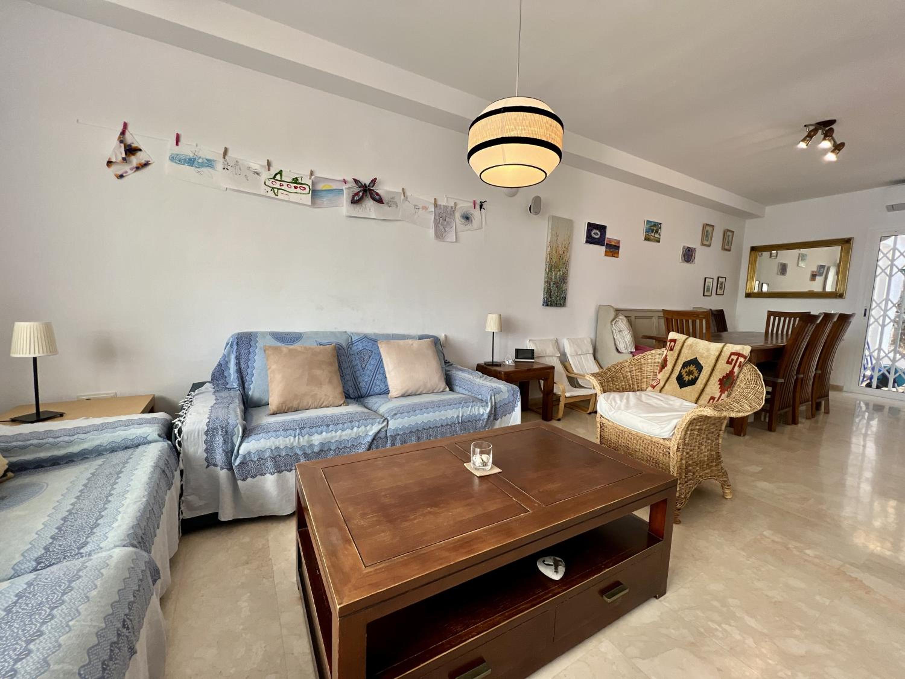 Three-Bedroom House photo 3
