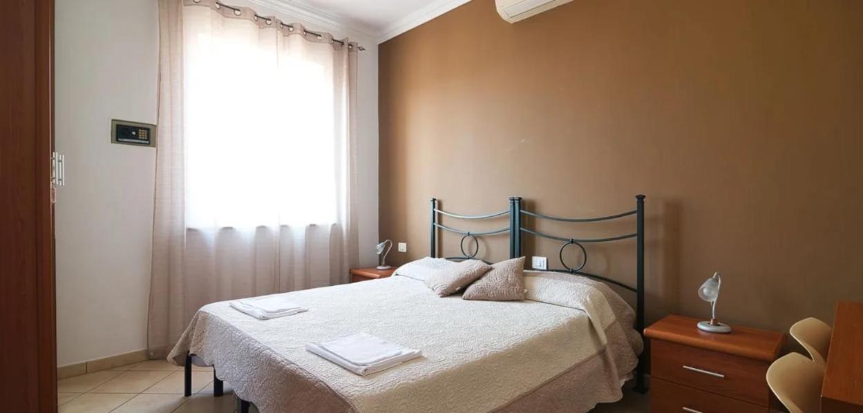 Double or Twin Room photo 2