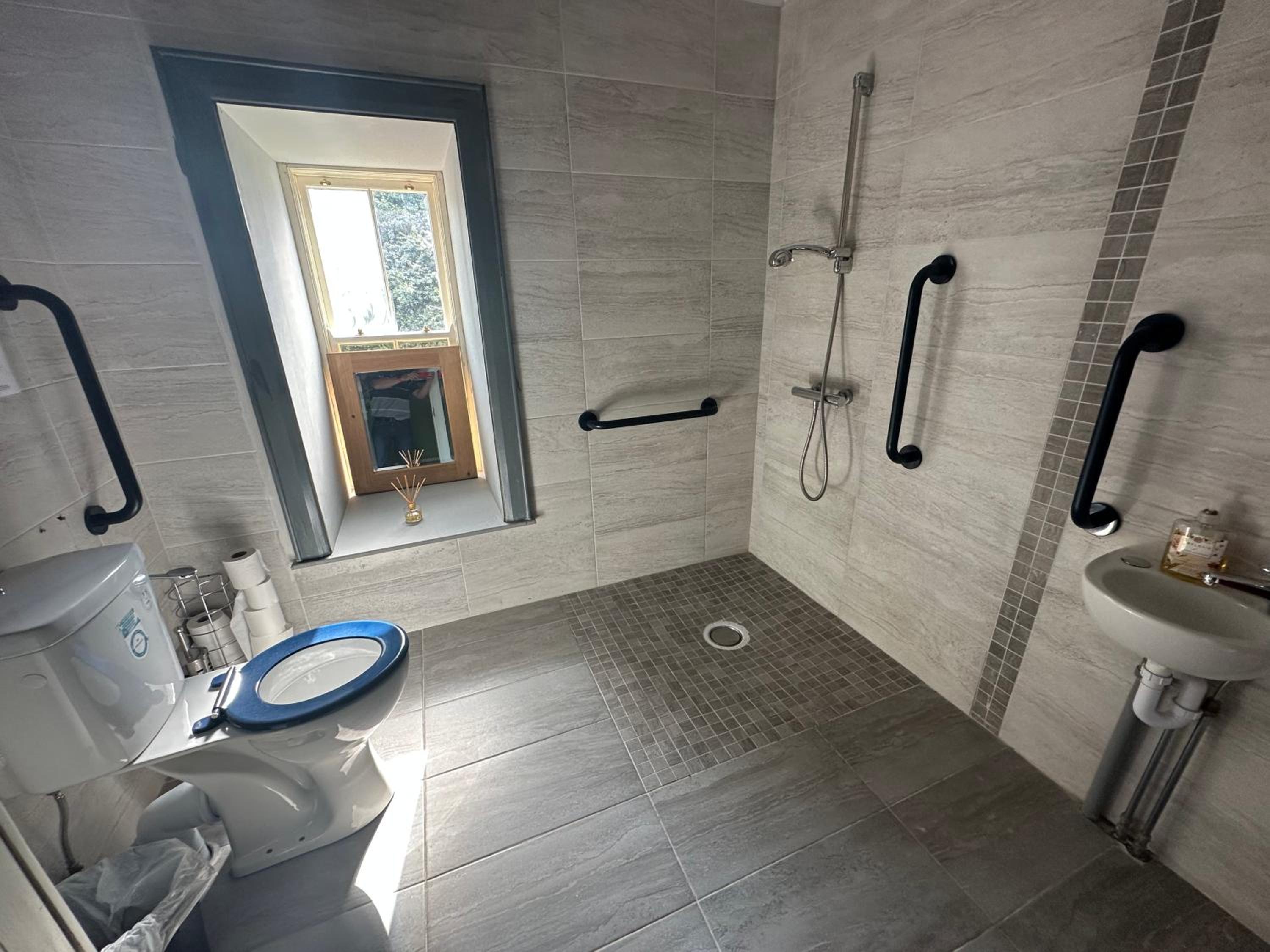 Double Room with Private External Bathroom photo 3
