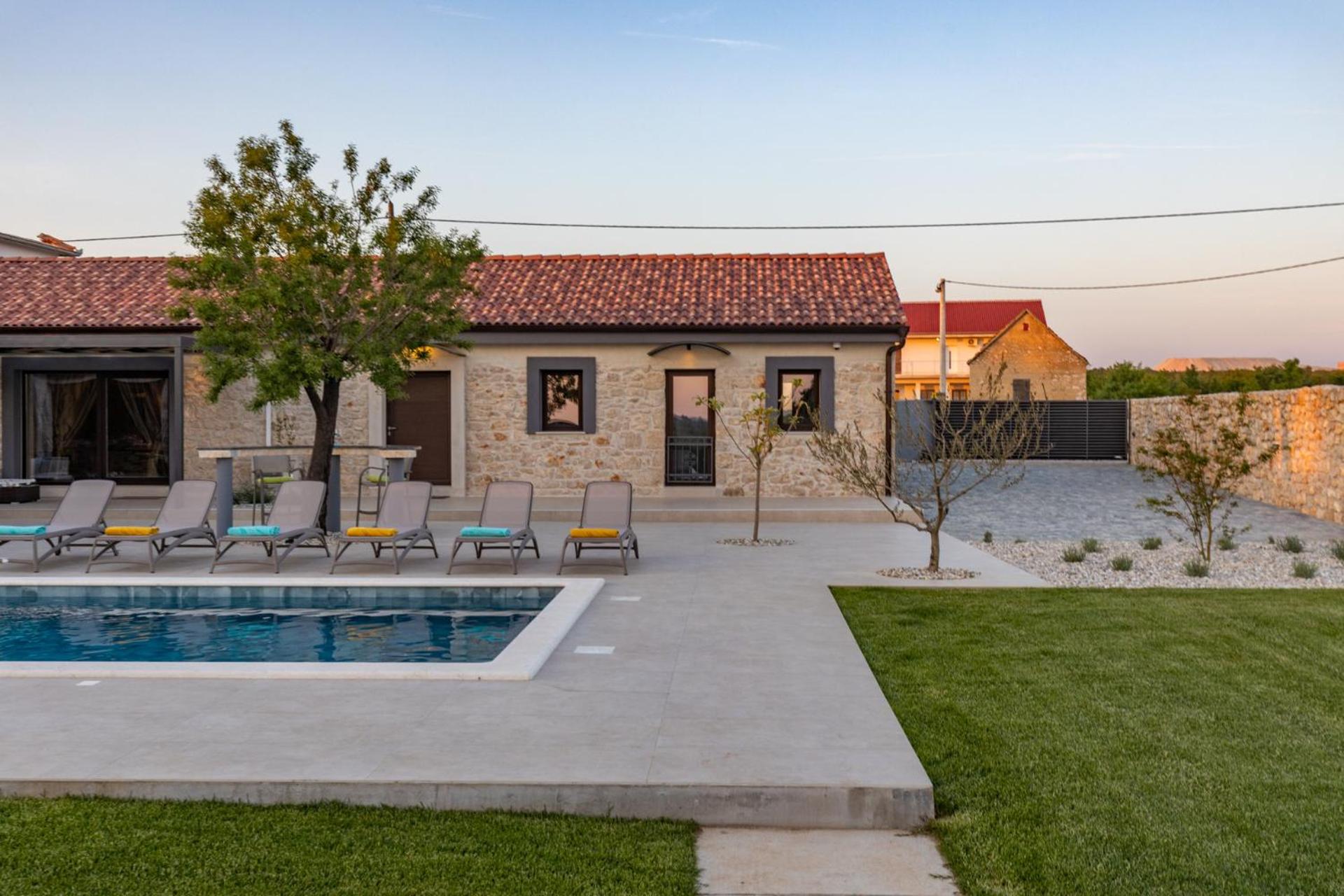 Villa with Private Pool photo 2
