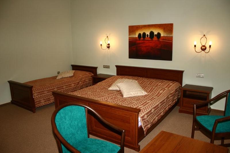 Triple Room - Photo 1