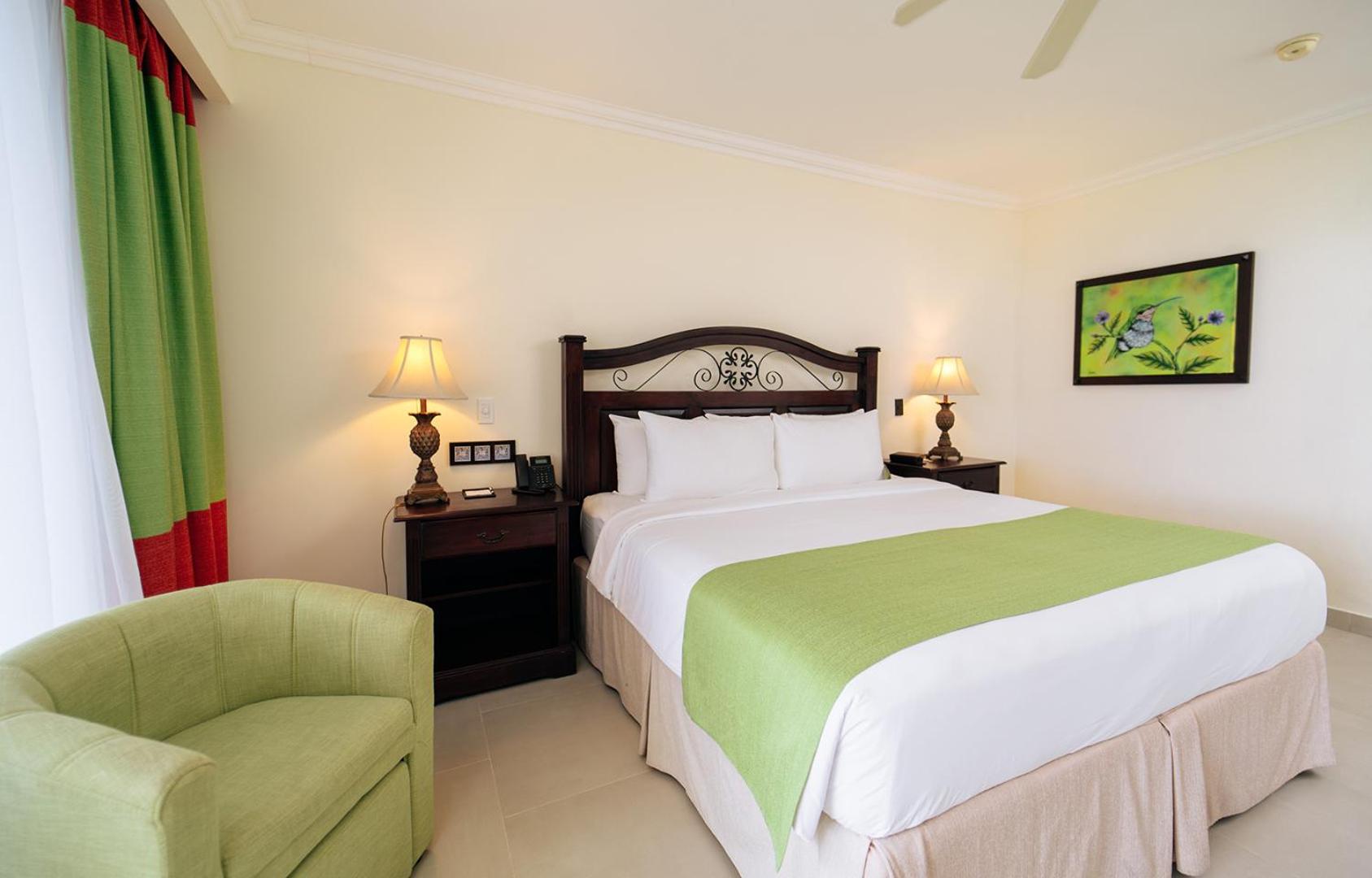 Premium Double Room - Photo 11