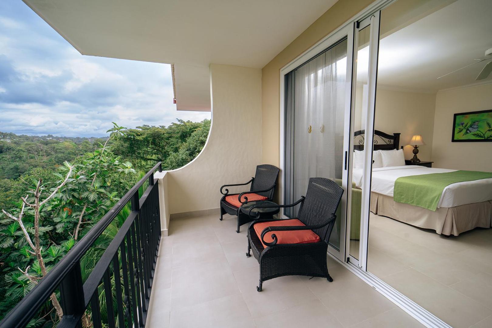 Premium Double Room - Photo 13