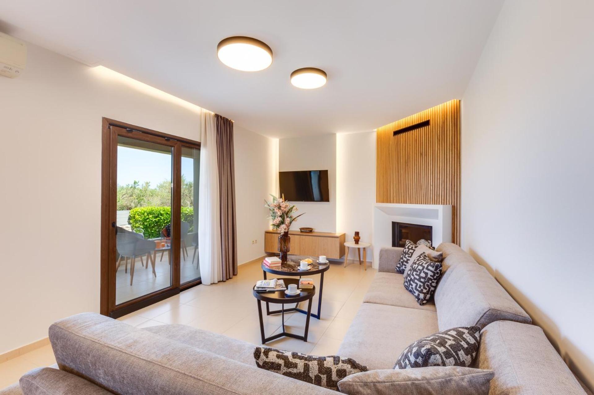 Villa photo 1