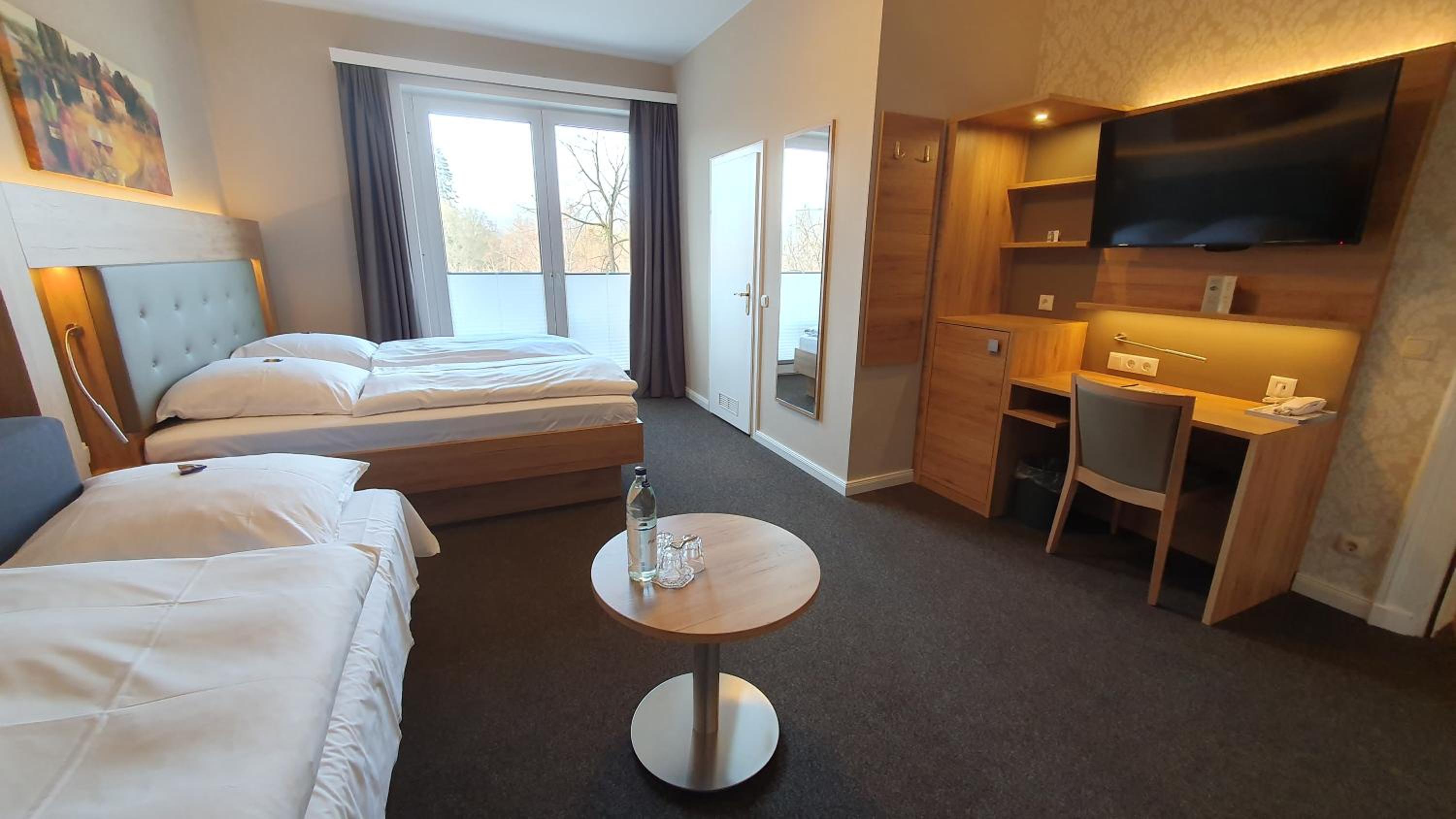Triple Room - Photo 9