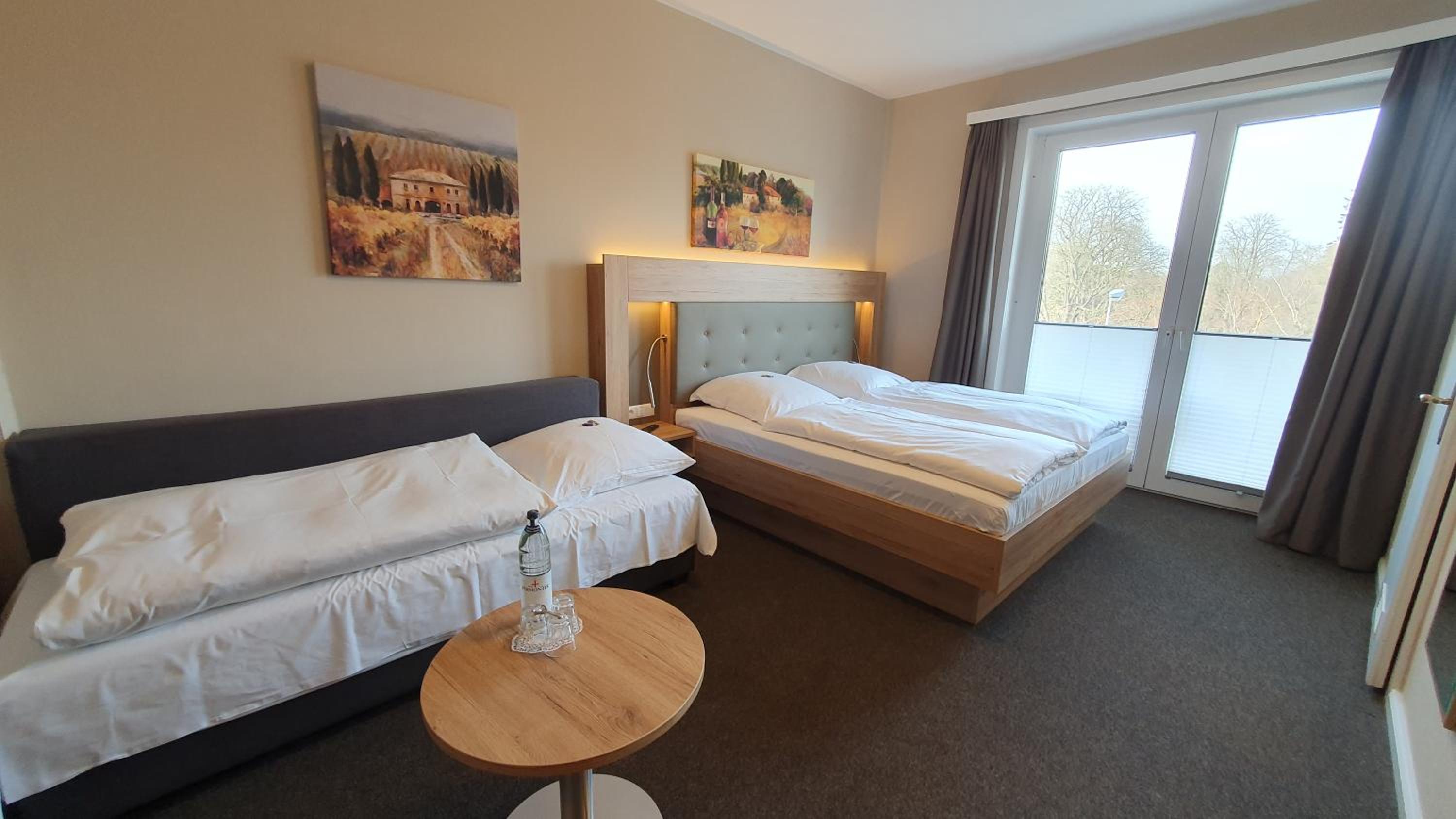 Triple Room - Photo 8