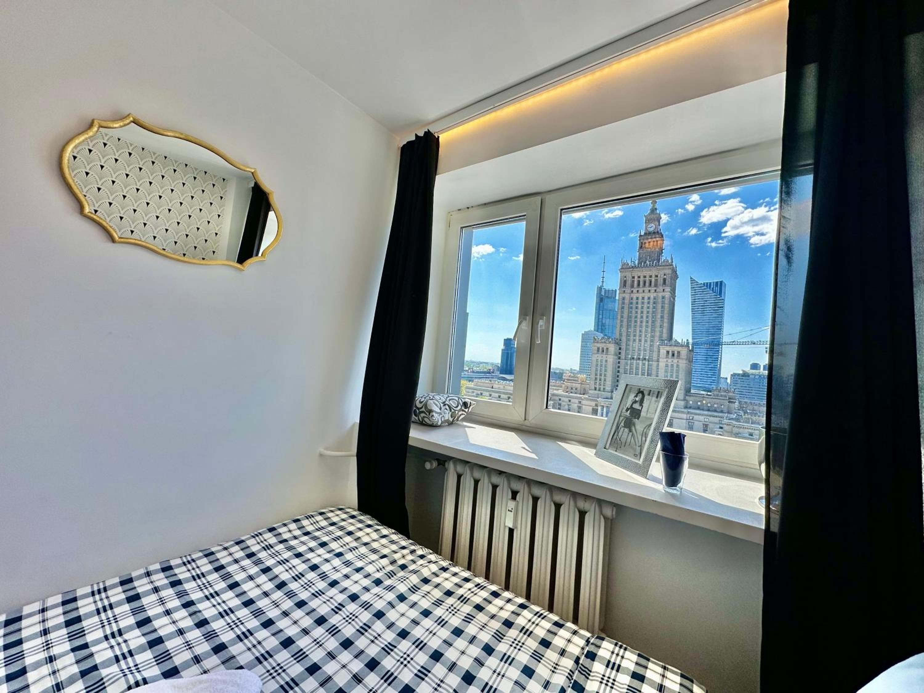 One-Bedroom Apartment - Photo 16