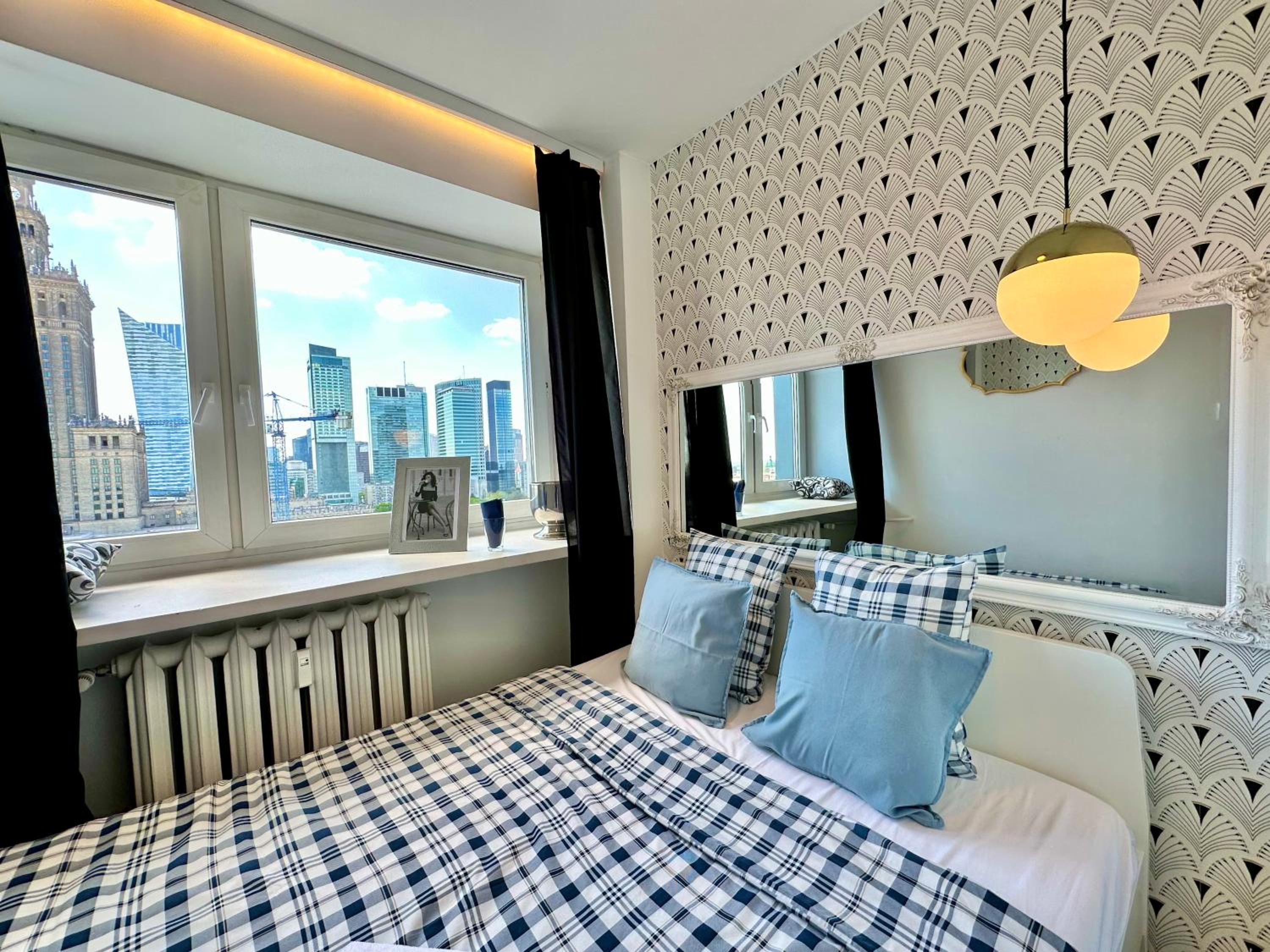 One-Bedroom Apartment - Photo 37