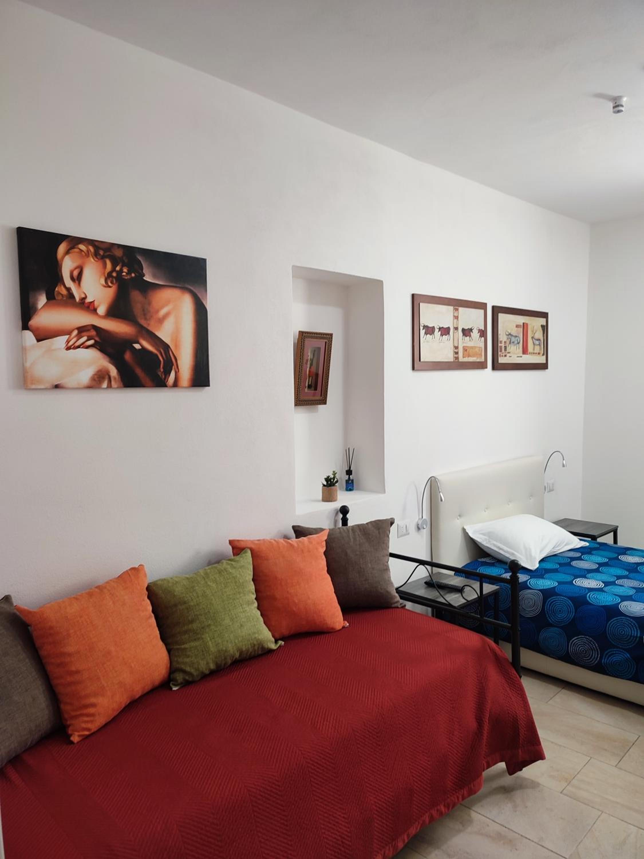 Twin Room with Private Bathroom