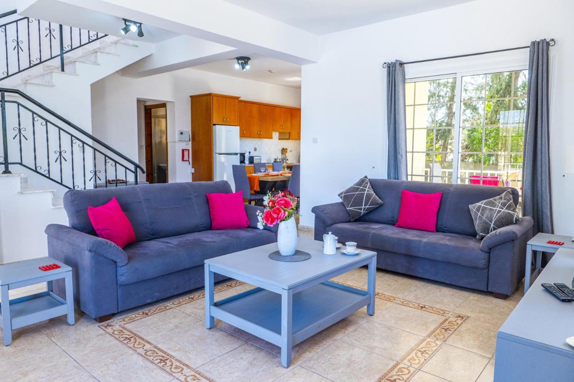Villa photo 1